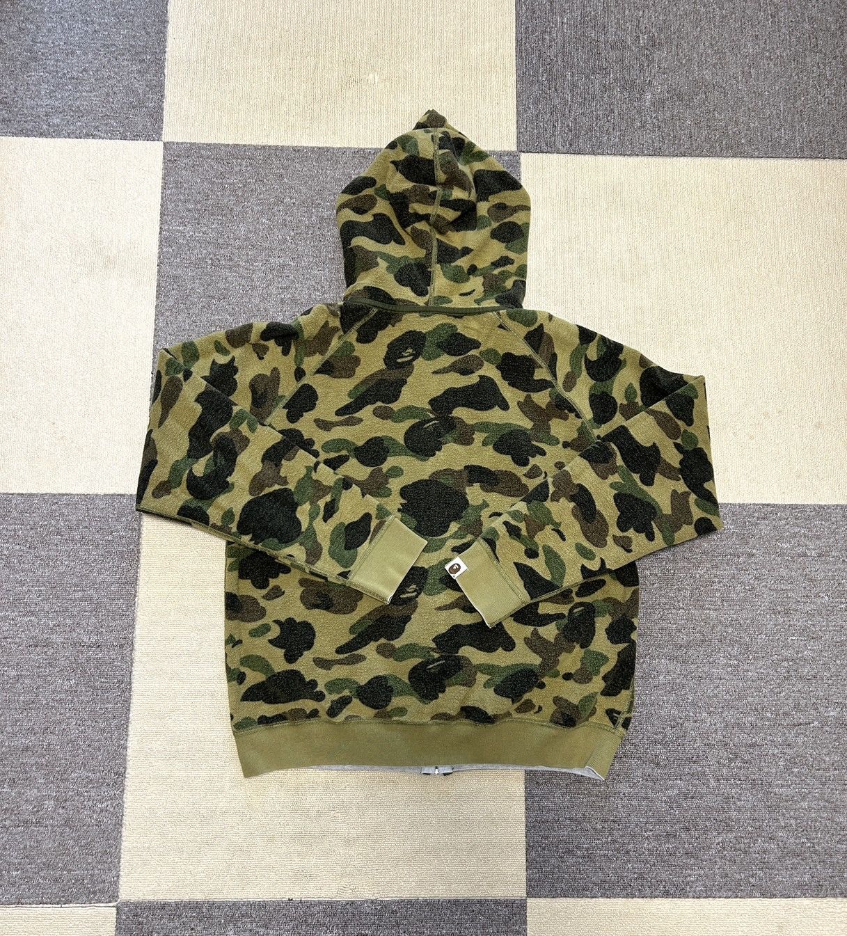 Bape Bape Reversible Green Camo Spell Out Hoodie Size US M / EU 48-50 / 2 - 11 Thumbnail