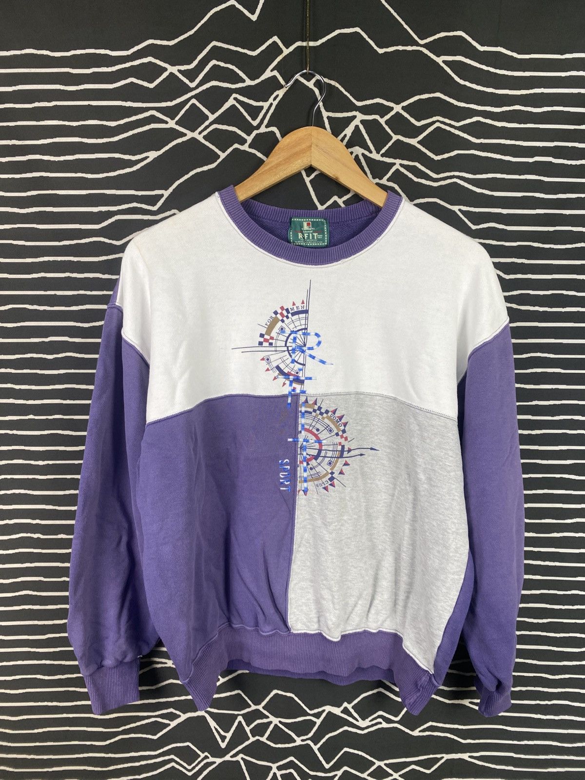 Vintage Vintage embroidered sweatshirt Size US L / EU 52-54 / 3 - 1 Thumbnail