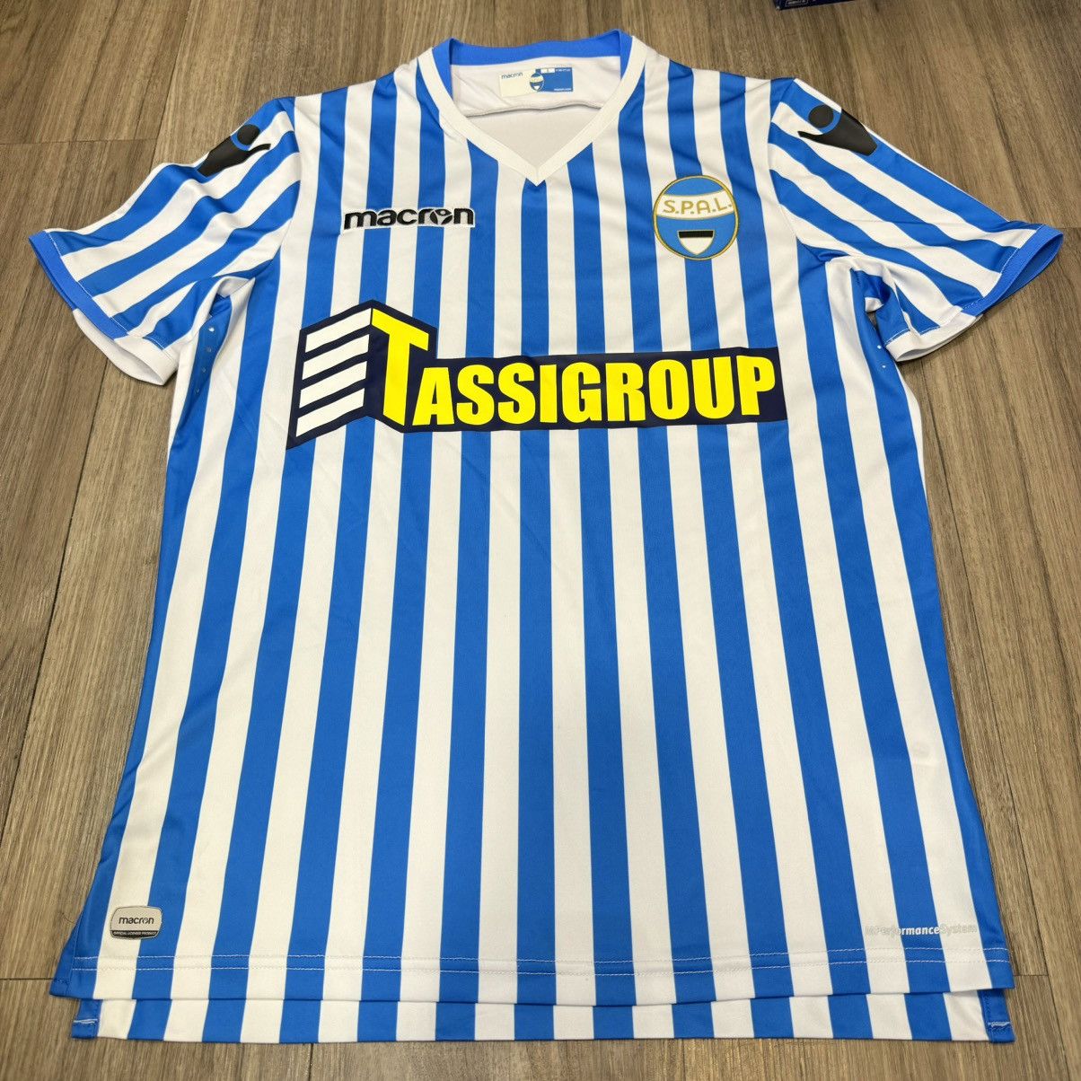 Macron SPAL 18/19 home shirt Size US S / EU 44-46 / 1 - 1 Thumbnail