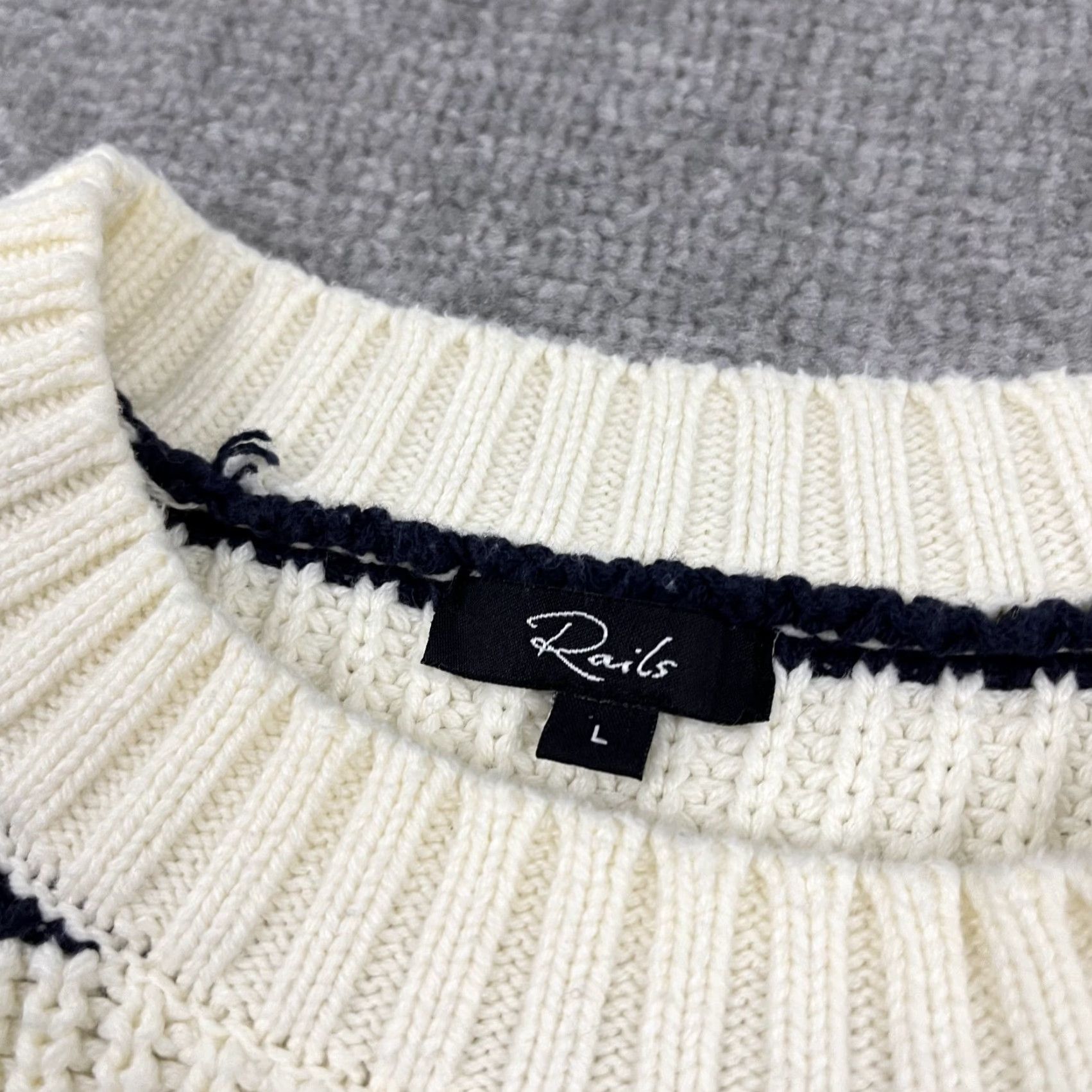 Rails VINTAGE Rails Bambi Sweater Top Womens Large Knit Ivory Navy Stripe Old Money Quiet Crew Size L / US 10 / IT 46 - 2 Thumbnail