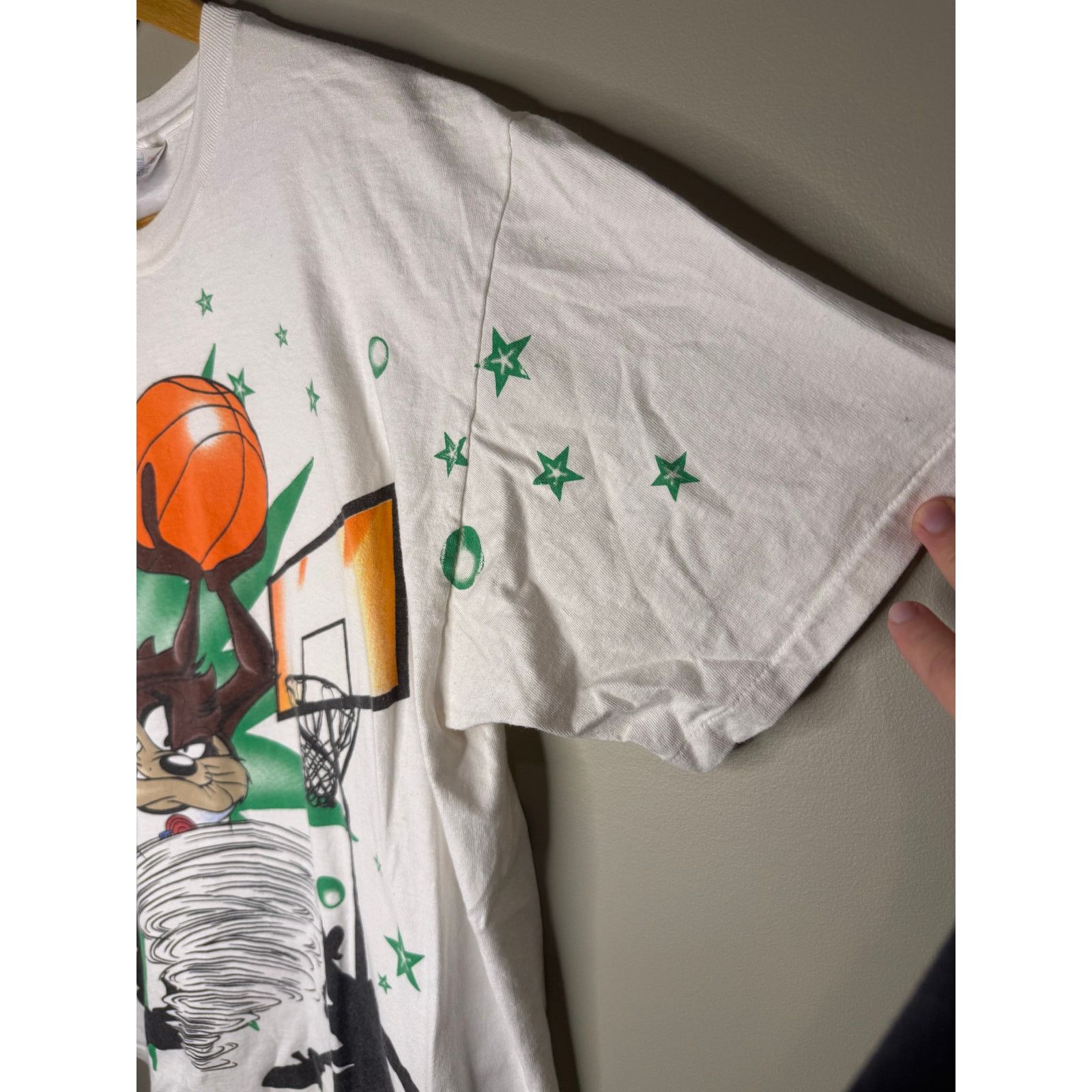 Jordan Brand × Vintage Vintage Space Jam Taz Monstars AOP Michael Jordan Freeze NYC Size US XL / EU 56 / 4 - 5 Thumbnail