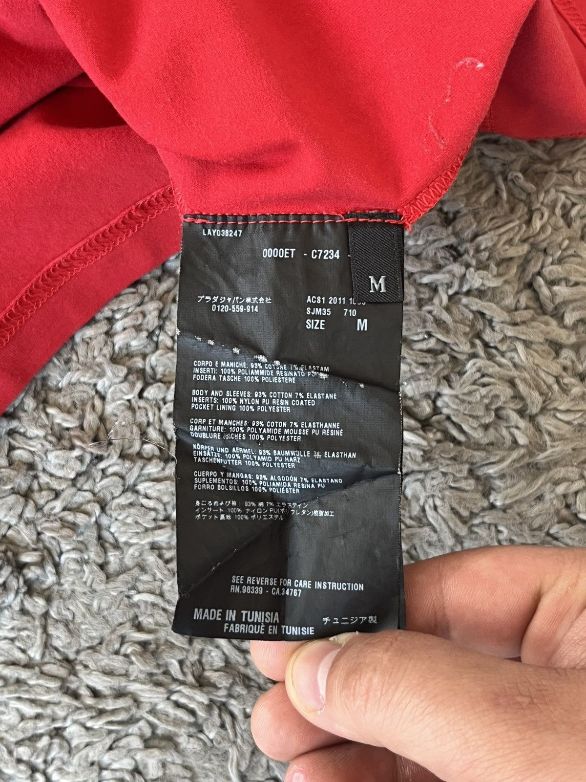Prada Vintage Luxury Prada tee Size US M / EU 48-50 / 2 - 10 Thumbnail