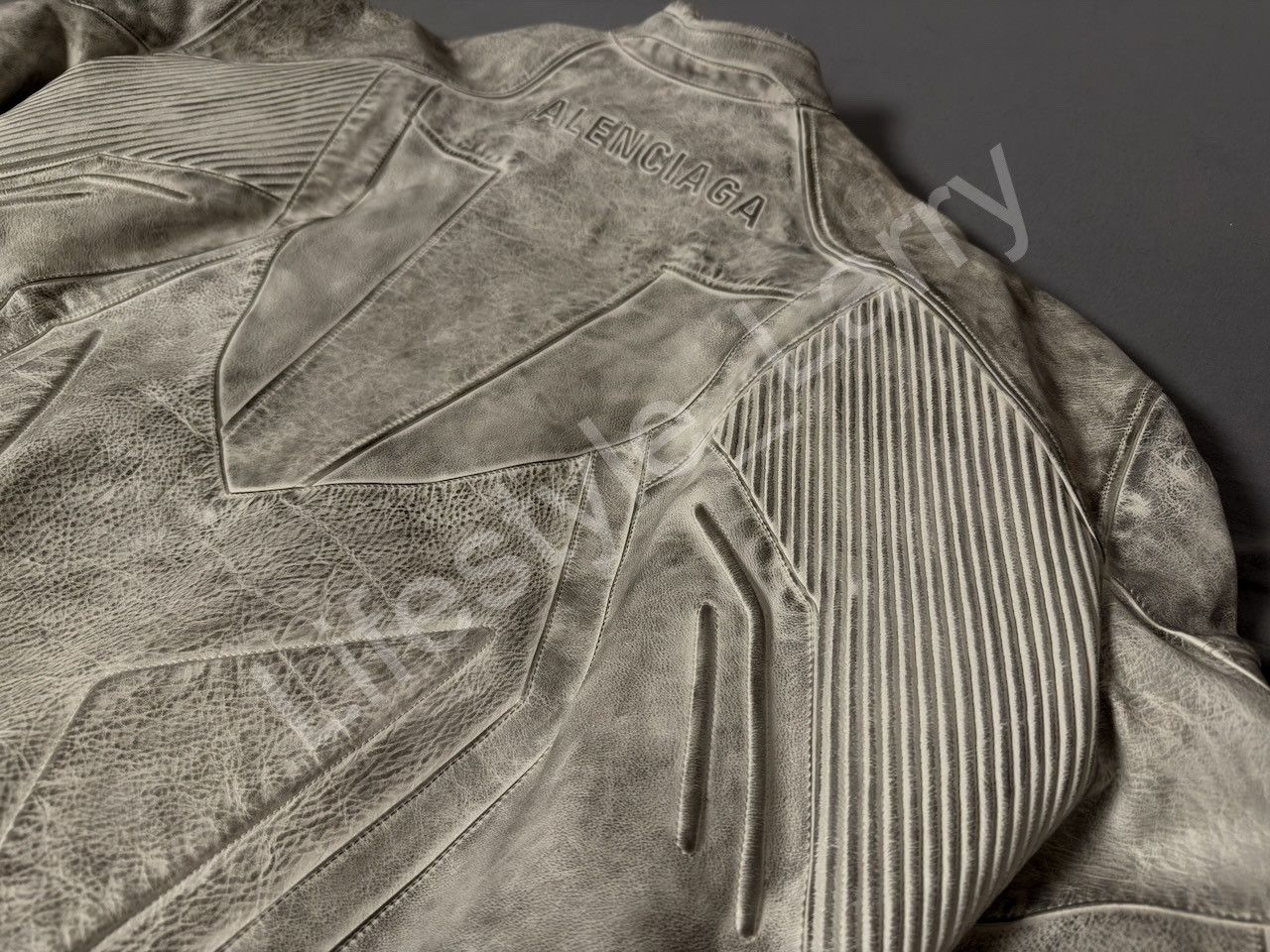 Balenciaga Balenciaga S23 Mudshow Oversized Biker Leather Jacket, Sz 2 Size US M / EU 48-50 / 2 - 16 Thumbnail
