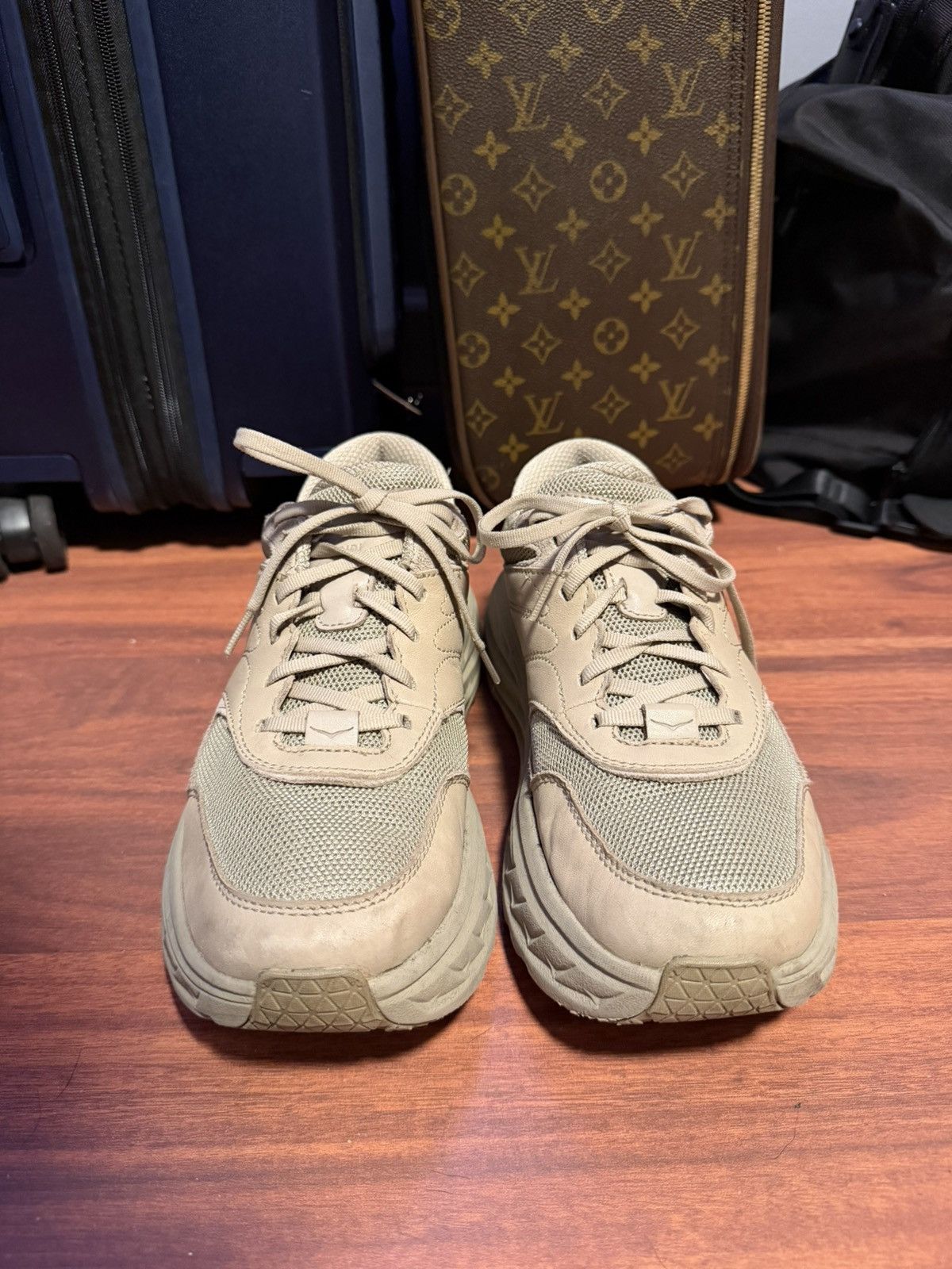 Hoka Hoka Bondi L Oxford Sneakers Size US 9.5 / EU 42-43 - 3 Thumbnail