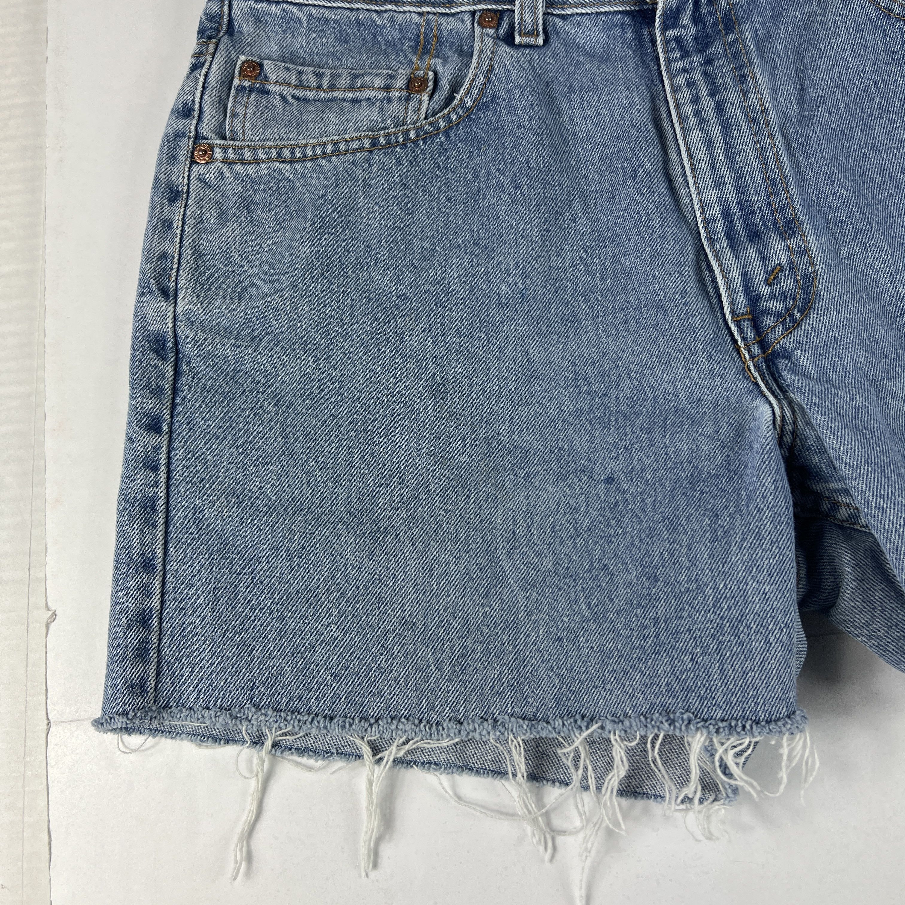 Levi's × Vintage Y2K` Levi's Jean Shorts 550 Faded Cut Off Cotton Denim Jorts Size US 34 / EU 50 - 5 Thumbnail