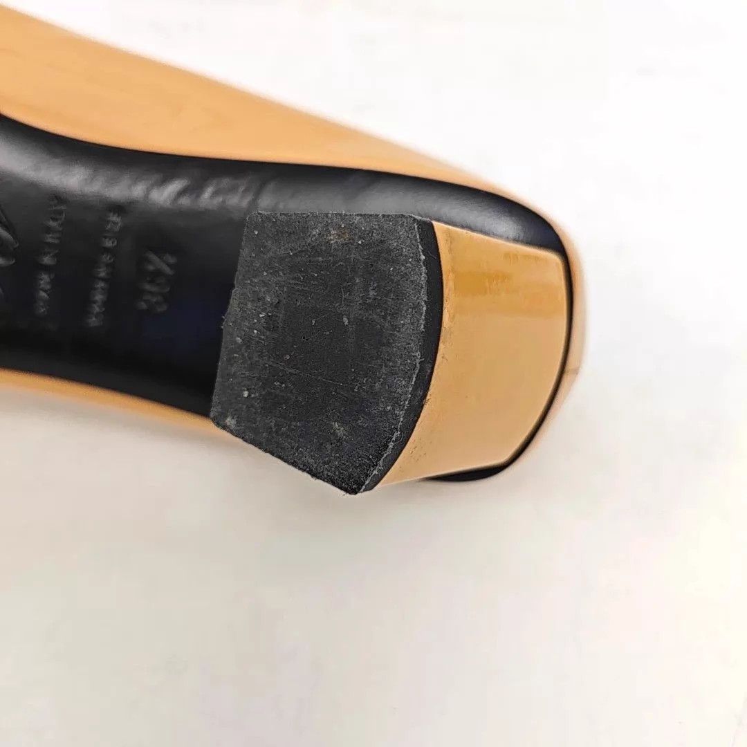 Roger Vivier Roger Vivier women's high heels 36.5 Size US 6 / IT 36 - 6 Thumbnail