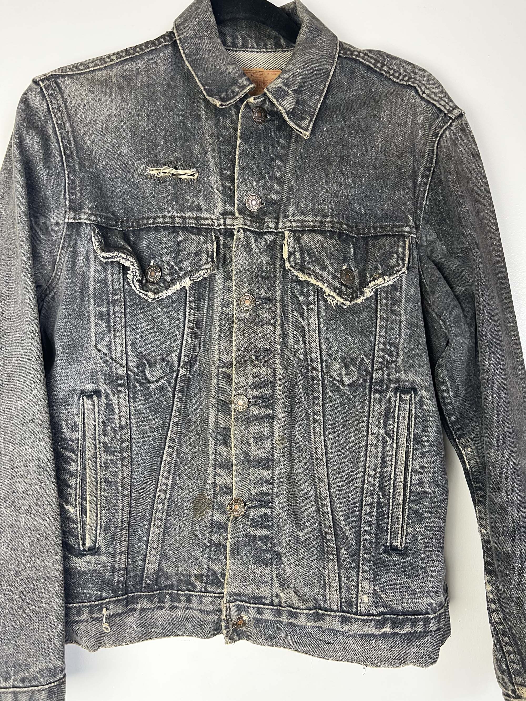 Levi's Vintage Clothing Vintage 1980's Levi's Black Denim 4 Pocket Jean Jacket Size US M / EU 48-50 / 2 - 2 Thumbnail