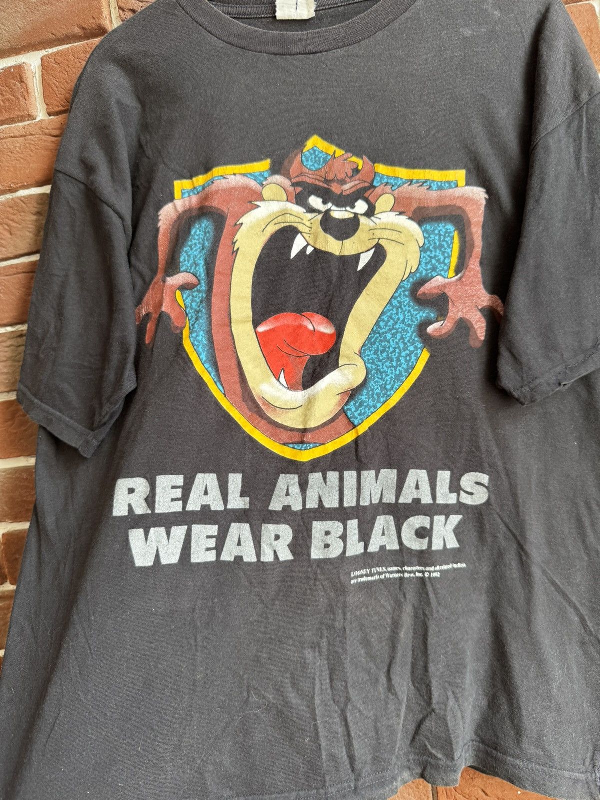 Vintage Vintage Looney Tunes Taz 1993 Warner Bros Graphic Tee Size US XL / EU 56 / 4 - 5 Thumbnail