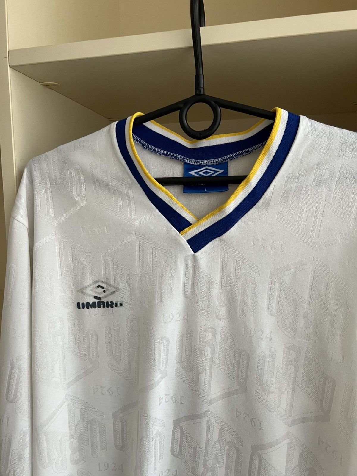 Umbro Vintage 90s Umbro Jersey Football Long Sleeve Soccer Size L Size US L / EU 52-54 / 3 - 16 Thumbnail