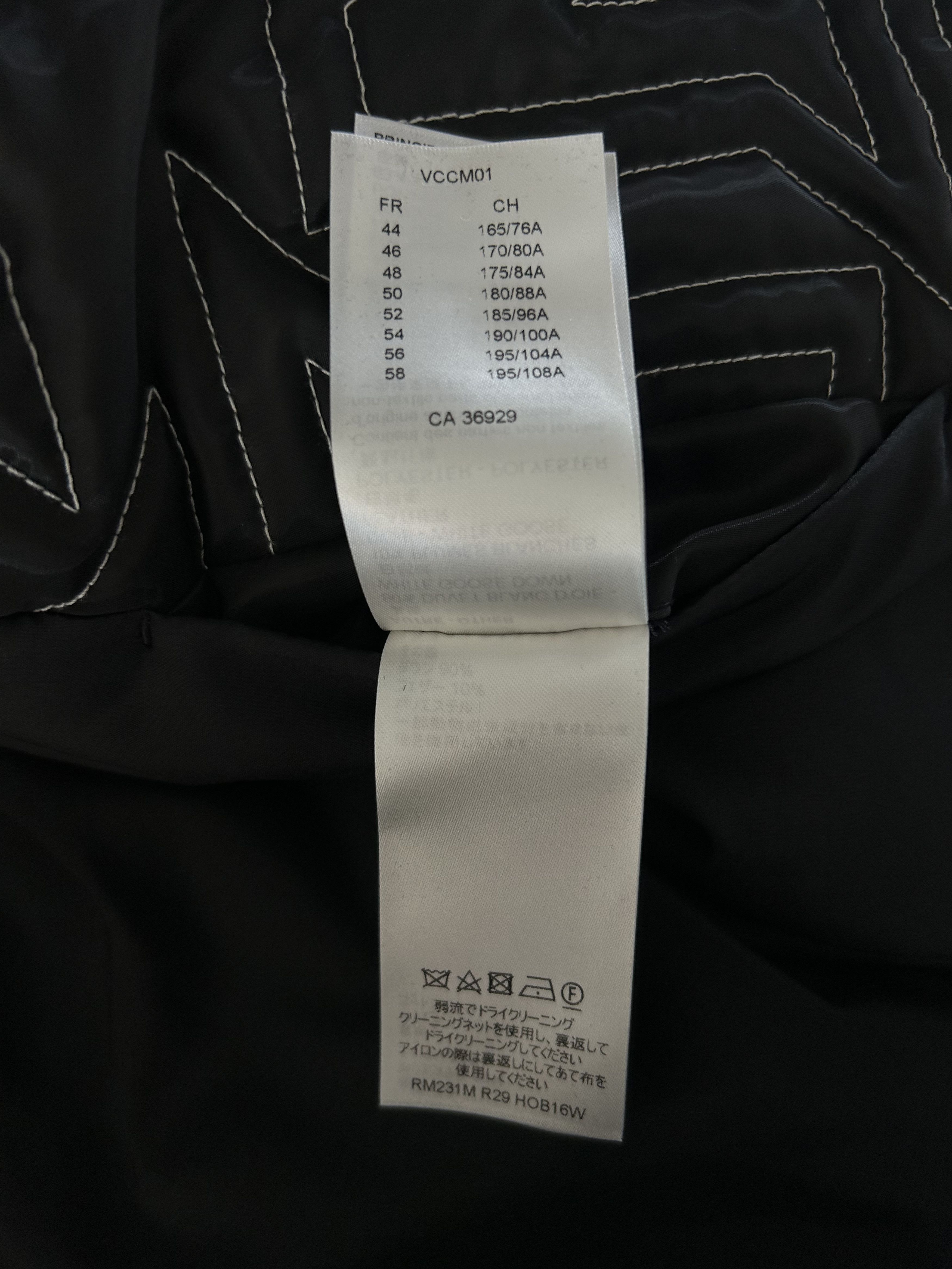 Louis Vuitton Louis Vuitton Black & White Snow Capsule Puffer Jacket Size US XL / EU 56 / 4 - 6 Thumbnail