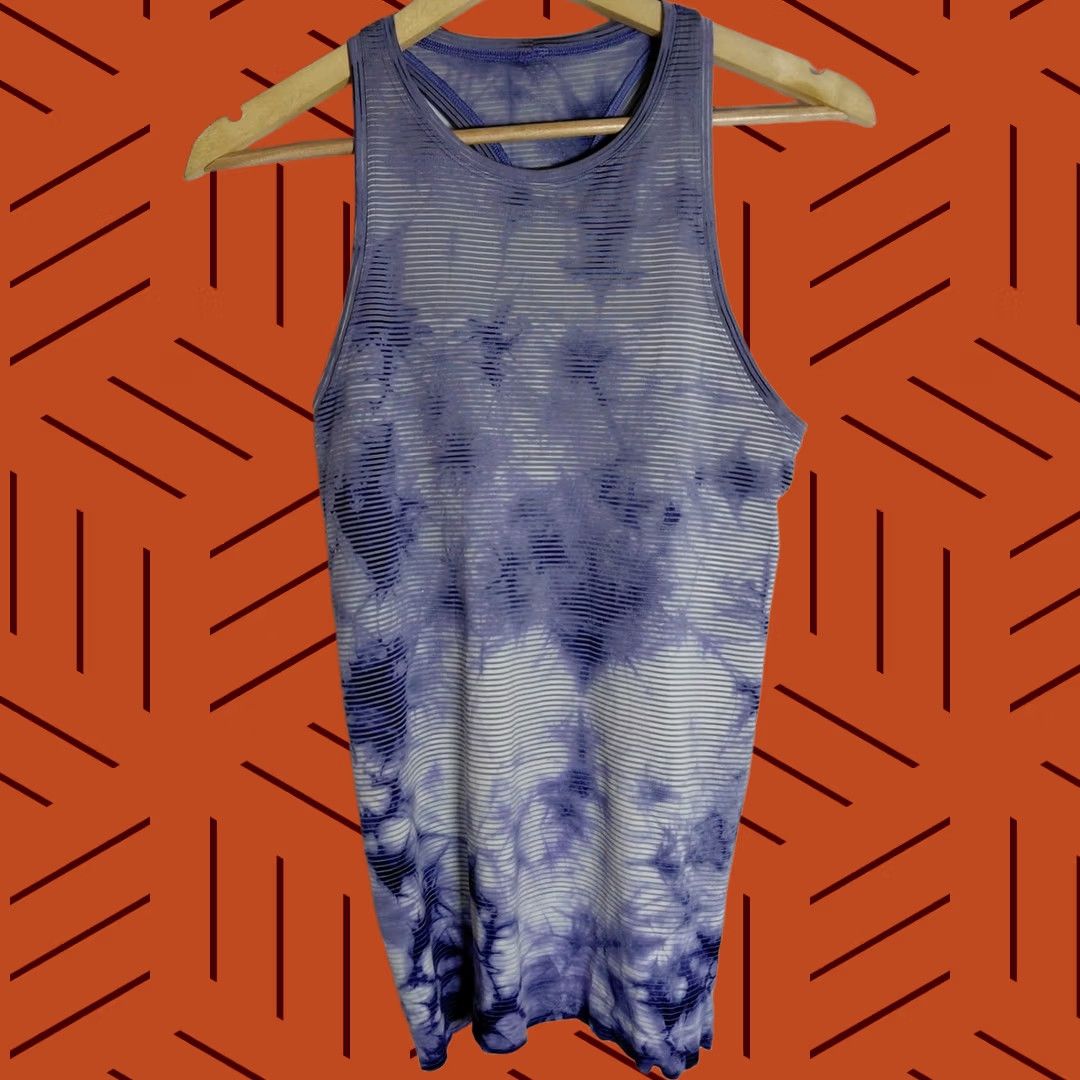 Lululemon Lululemon Tip Purple Scoop Neck Sleeveless Women Size 10 Shirt Size L / US 10 / IT 46 - 1 Thumbnail