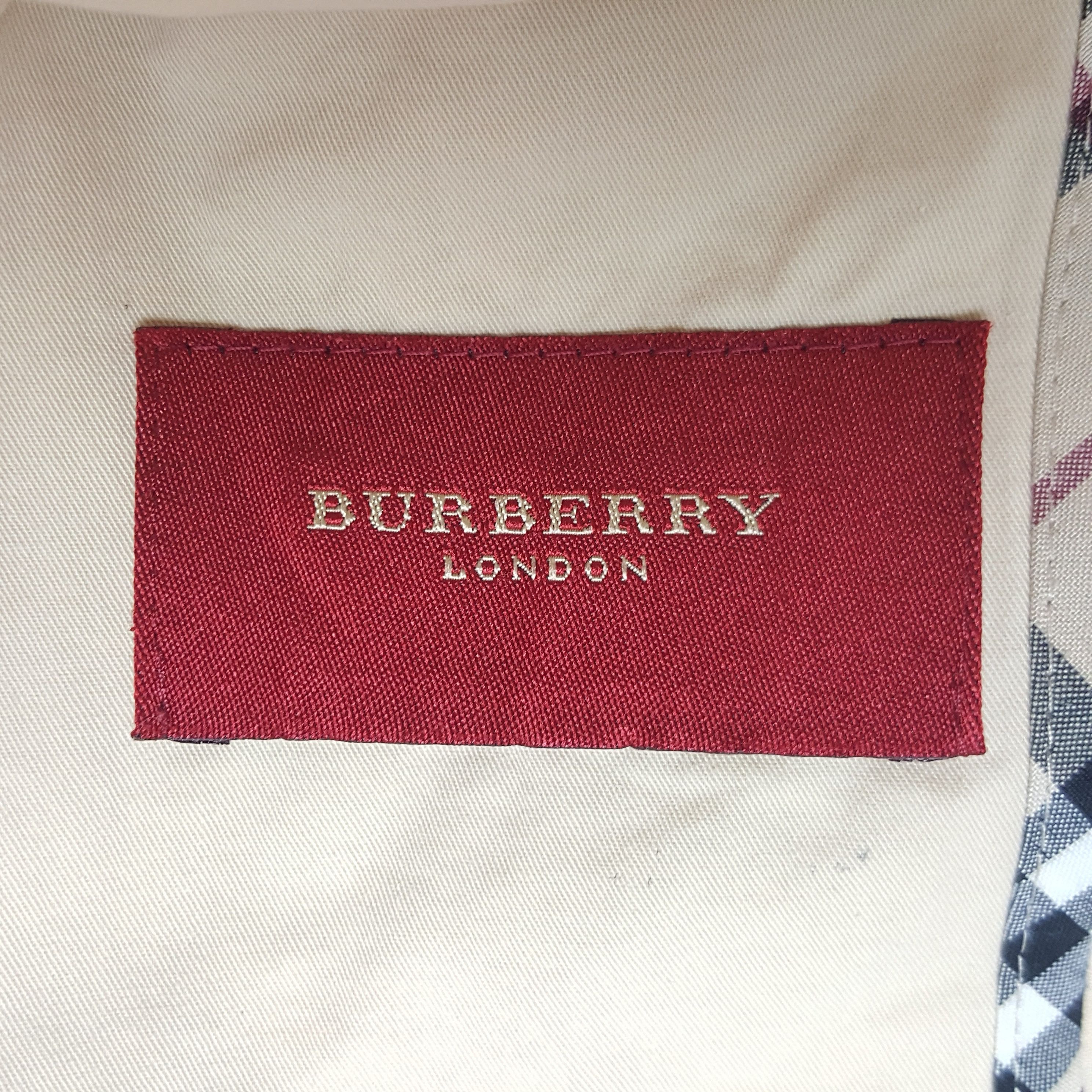 Burberry × Vintage Vintage Burberry London Custom Art Zipper Jacket Size S / US 4 / IT 40 - 9 Thumbnail