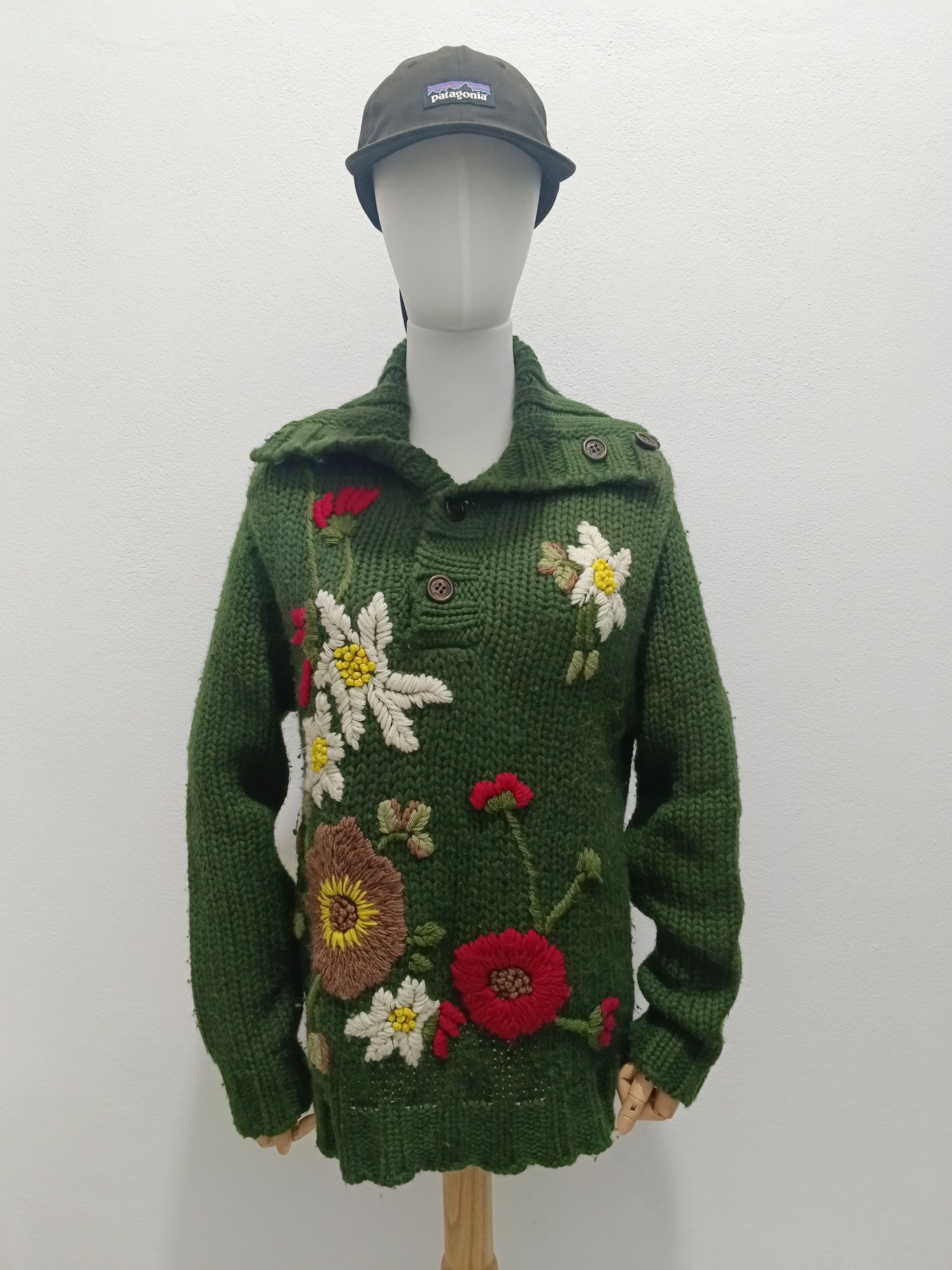 Dolce & Gabbana AW2002 DOLCE & GABBANA CABLE KNIT FLORAL MOTIF(34-48) Size L / US 10 / IT 46 - 1 Thumbnail
