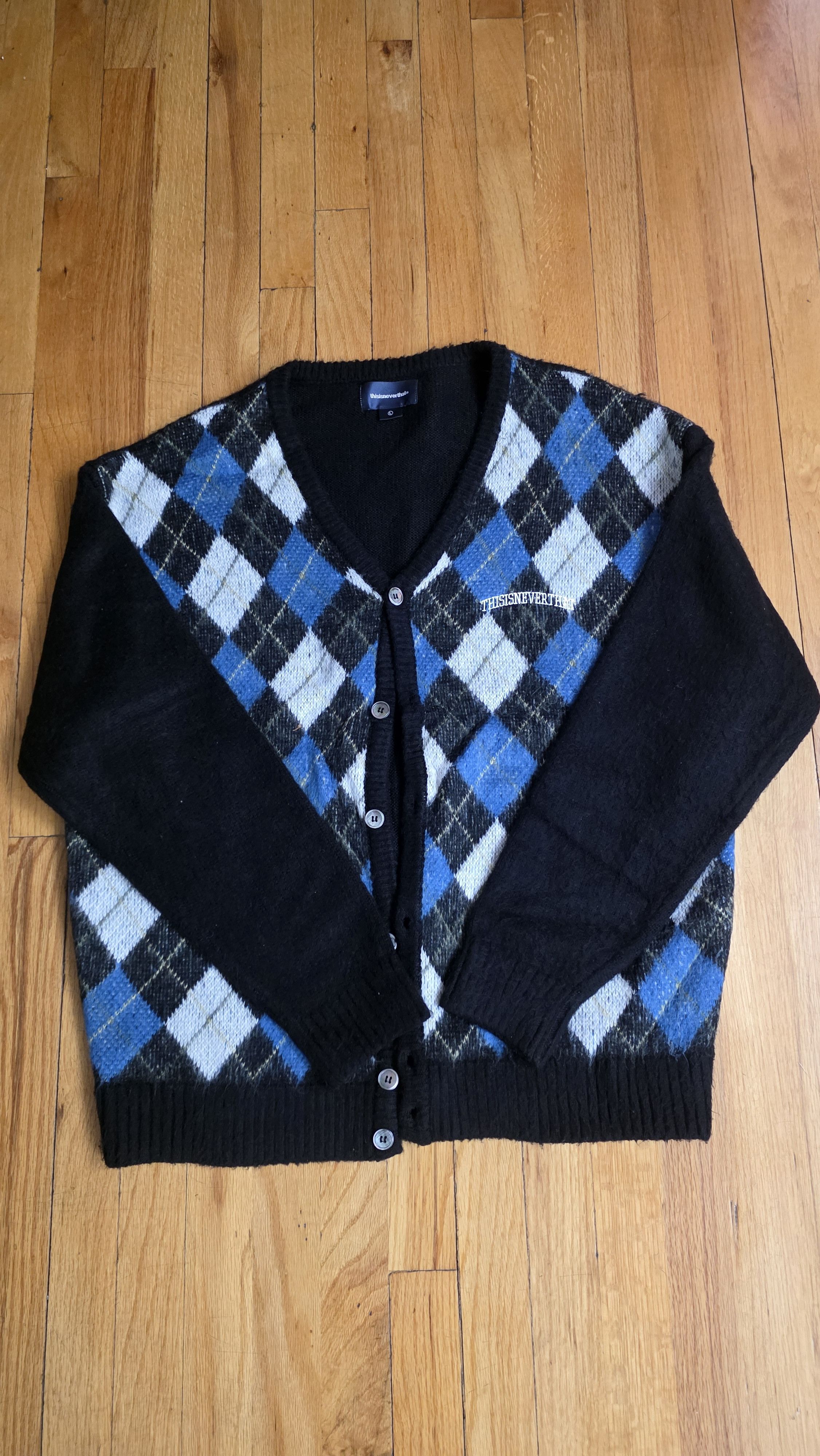 thisisneverthat thisisneverthat Men's Argyle Cardigan in Black Size US L / EU 52-54 / 3 - 2 Thumbnail