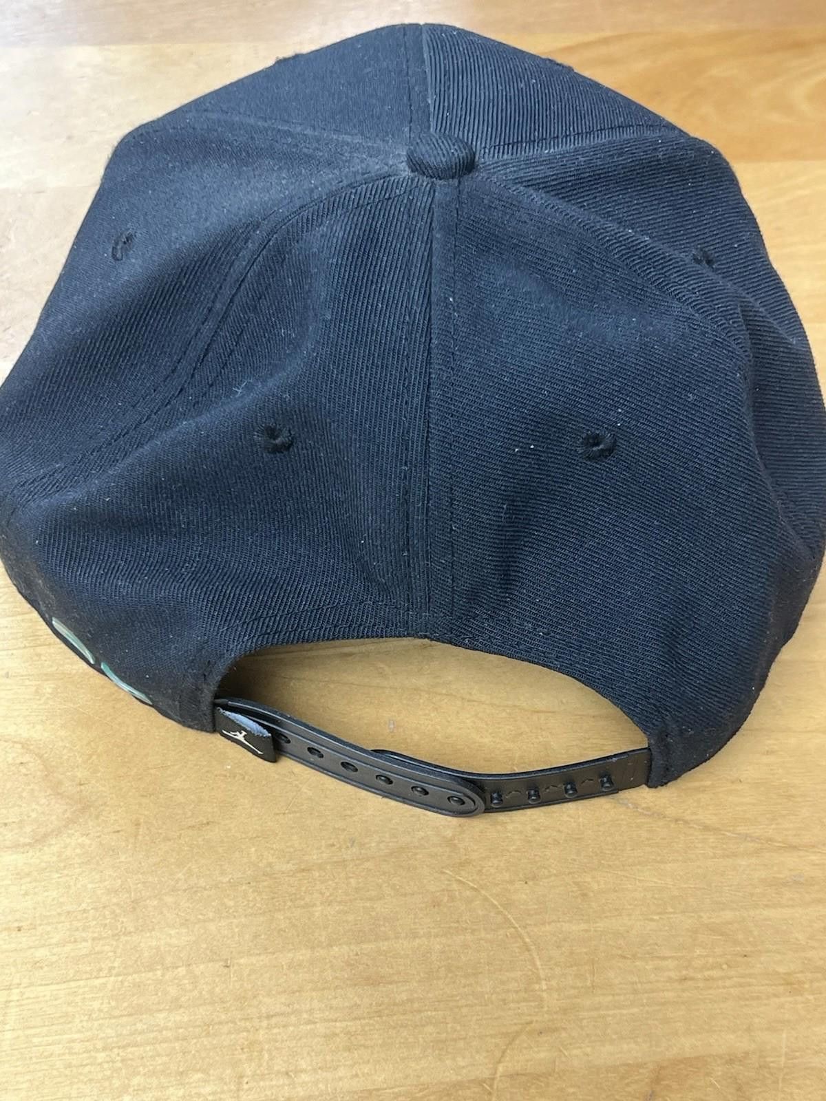 Jordan Brand Air Jordan Men Black Leather Brim SnapBack NBA Basketball Size ONE SIZE - 12 Thumbnail