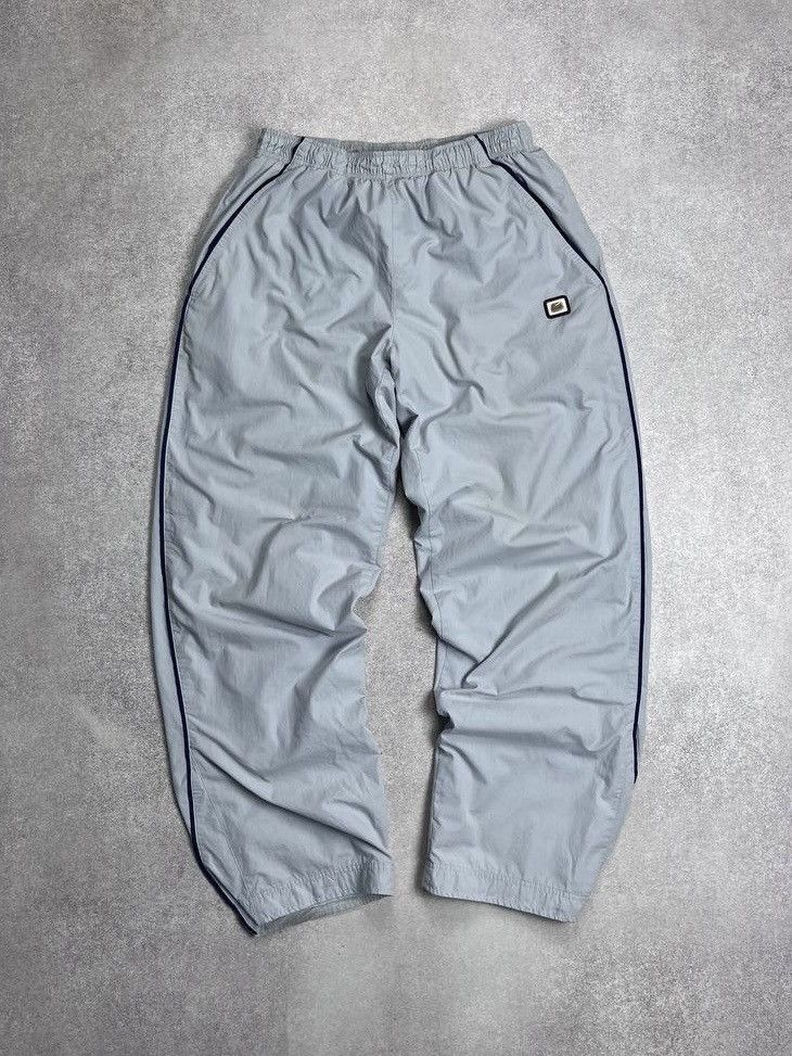 Nike × Vintage VINTAGE CRAZY NIKE SWOOSH BAGGY NYLON TRACK PANTS Y2K L Size US 34 / EU 50 - 2 Thumbnail