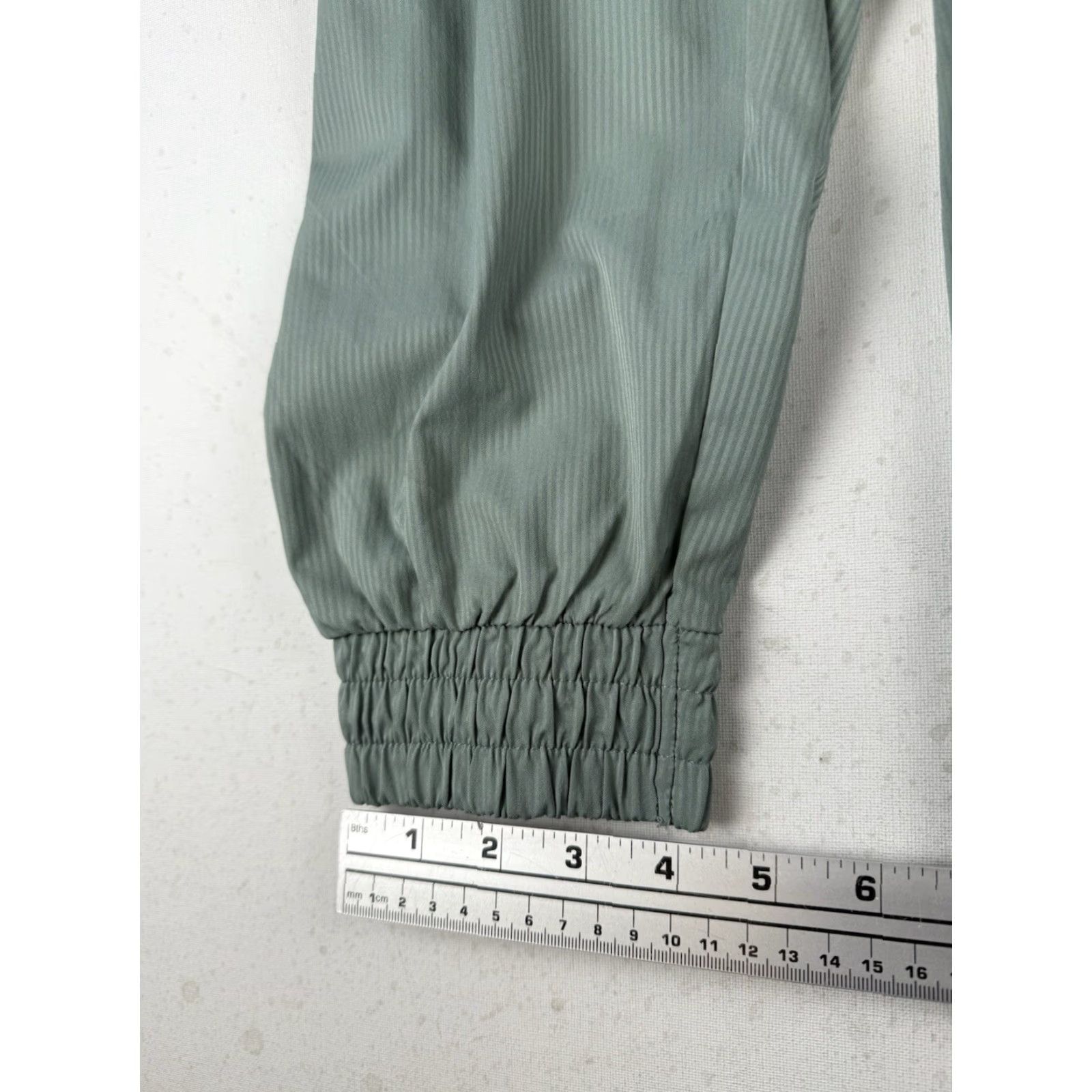 Eddie Bauer Eddie Bauer Jogger Pants Women Lightweight Green Size S M? Size 32" / US 10 / IT 46 - 7 Thumbnail