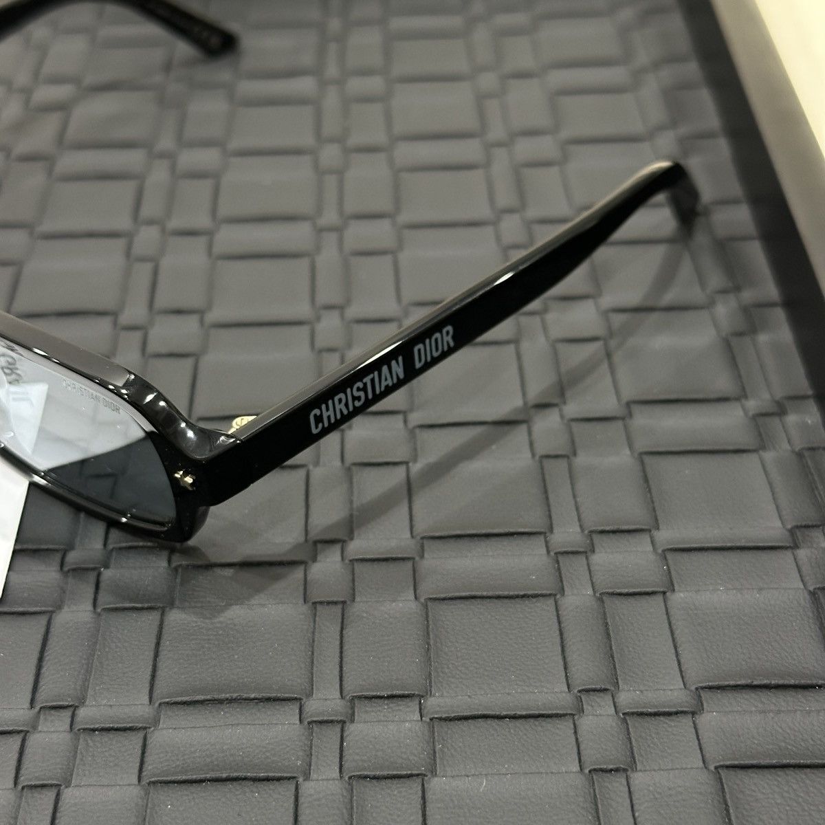 Dior DIOR DIORPACIFIC S3I 16I0 SUNGLASSES Size ONE SIZE - 4 Thumbnail