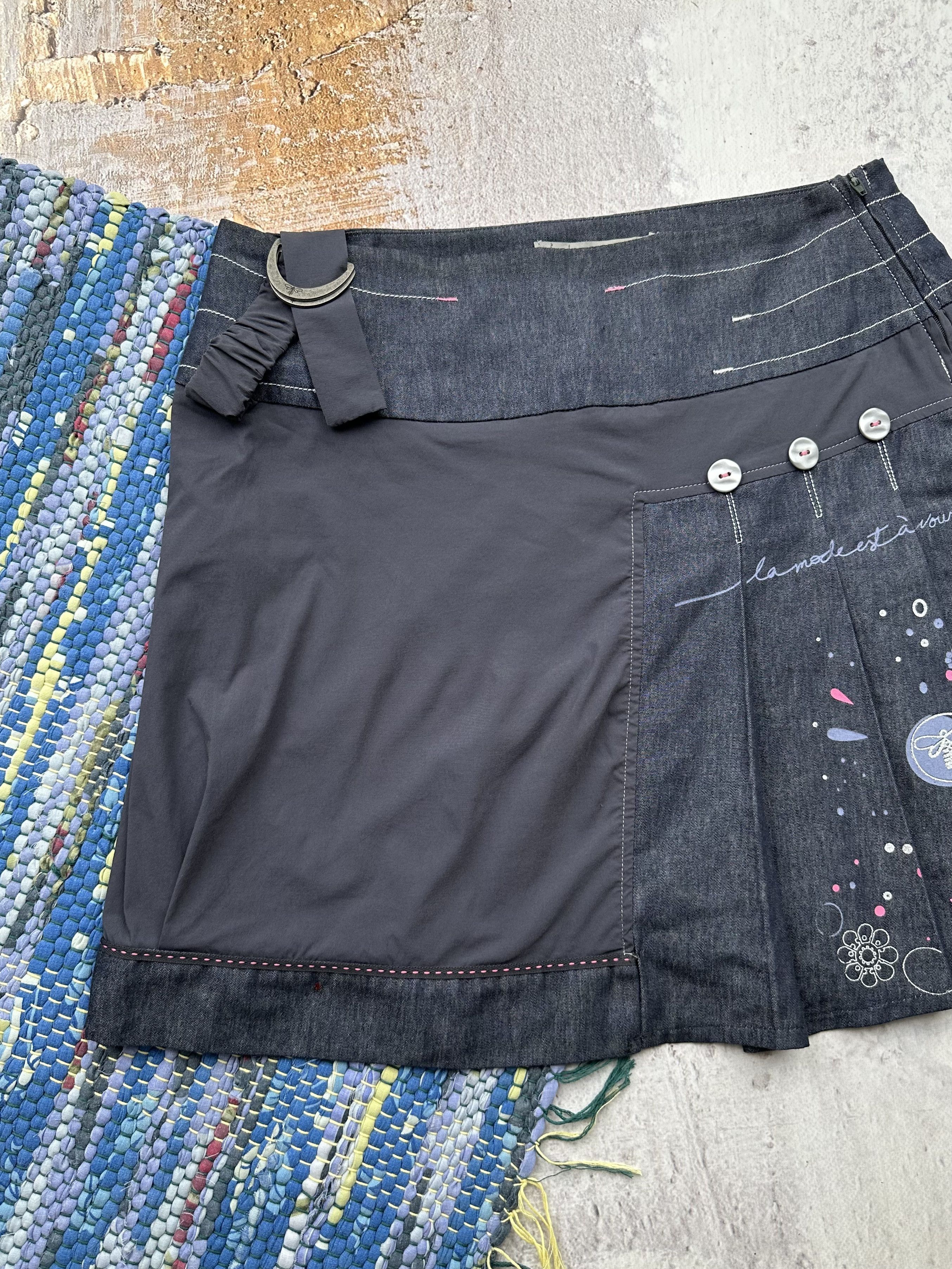 Japanese Brand Vintage Mini Skirt A233(228)(D15) Size 26" / US 2 / IT 38 - 2 Thumbnail