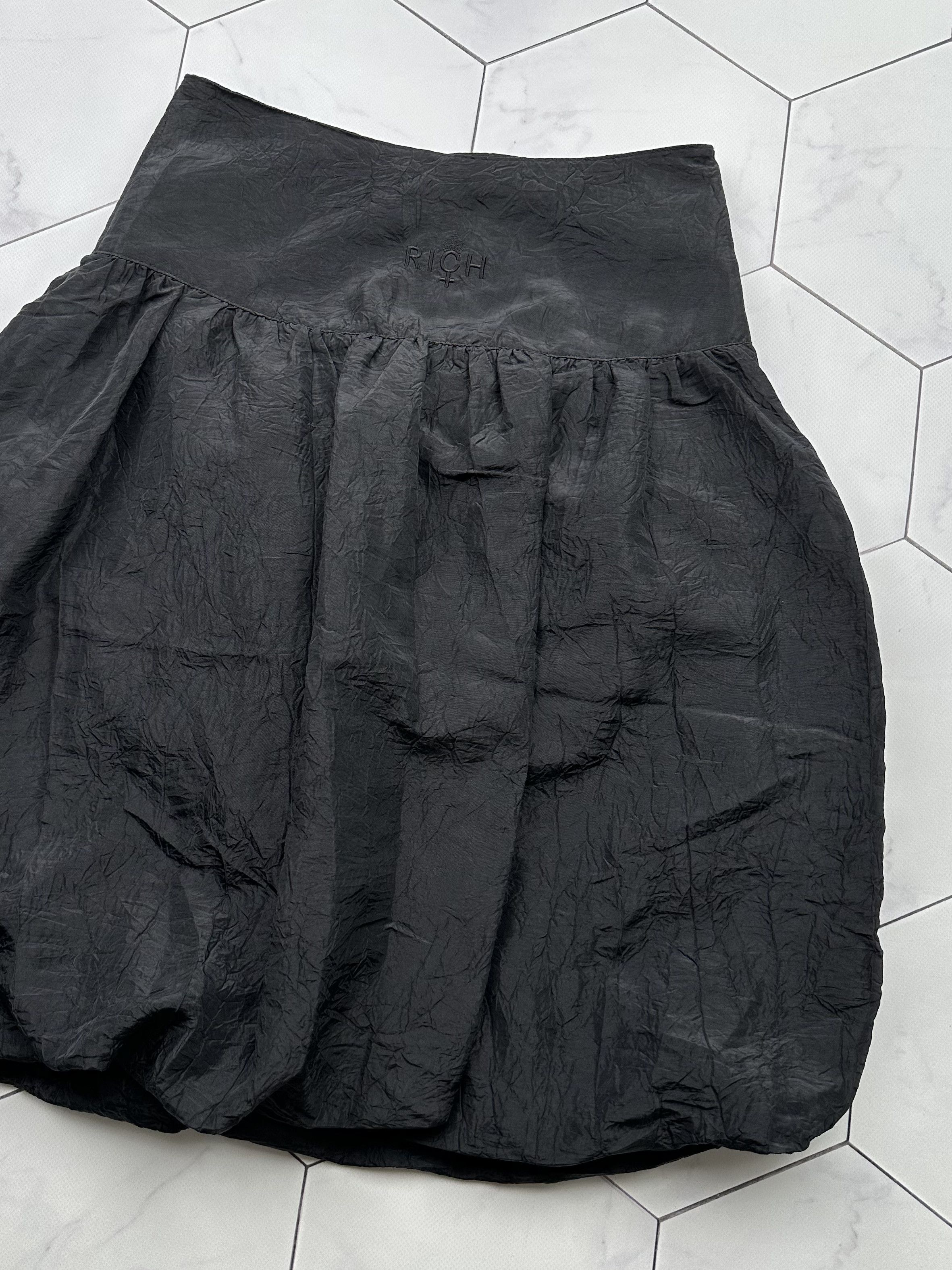 John Richmond John Richmond Flare Vintage Skirt (B135) Size 27" / US 4 / IT 40 - 3 Thumbnail