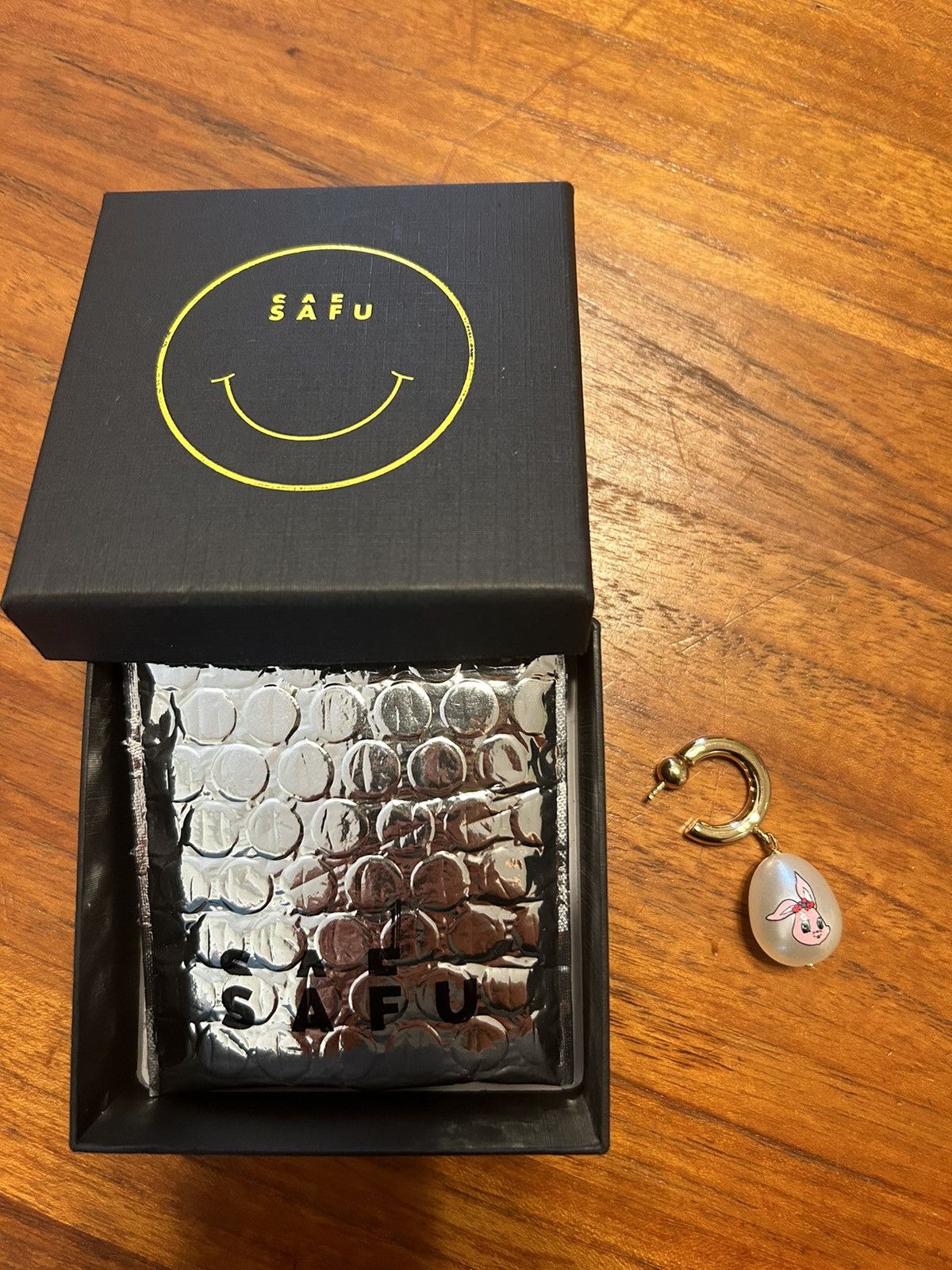 SSENSE Ssense x Safsafu exclusive Bunny Cotton Candy Earring Size ONE SIZE - 2 Thumbnail