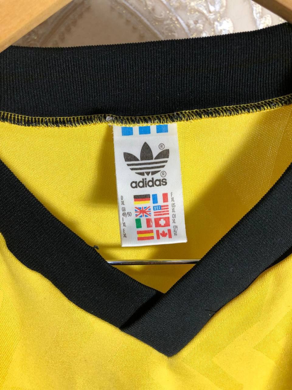 Adidas VINTAGE ADIDAS GERMANY RETRO SOCCER JERSEY BAYERN Y2K 90s Size US XL / EU 56 / 4 - 4 Thumbnail