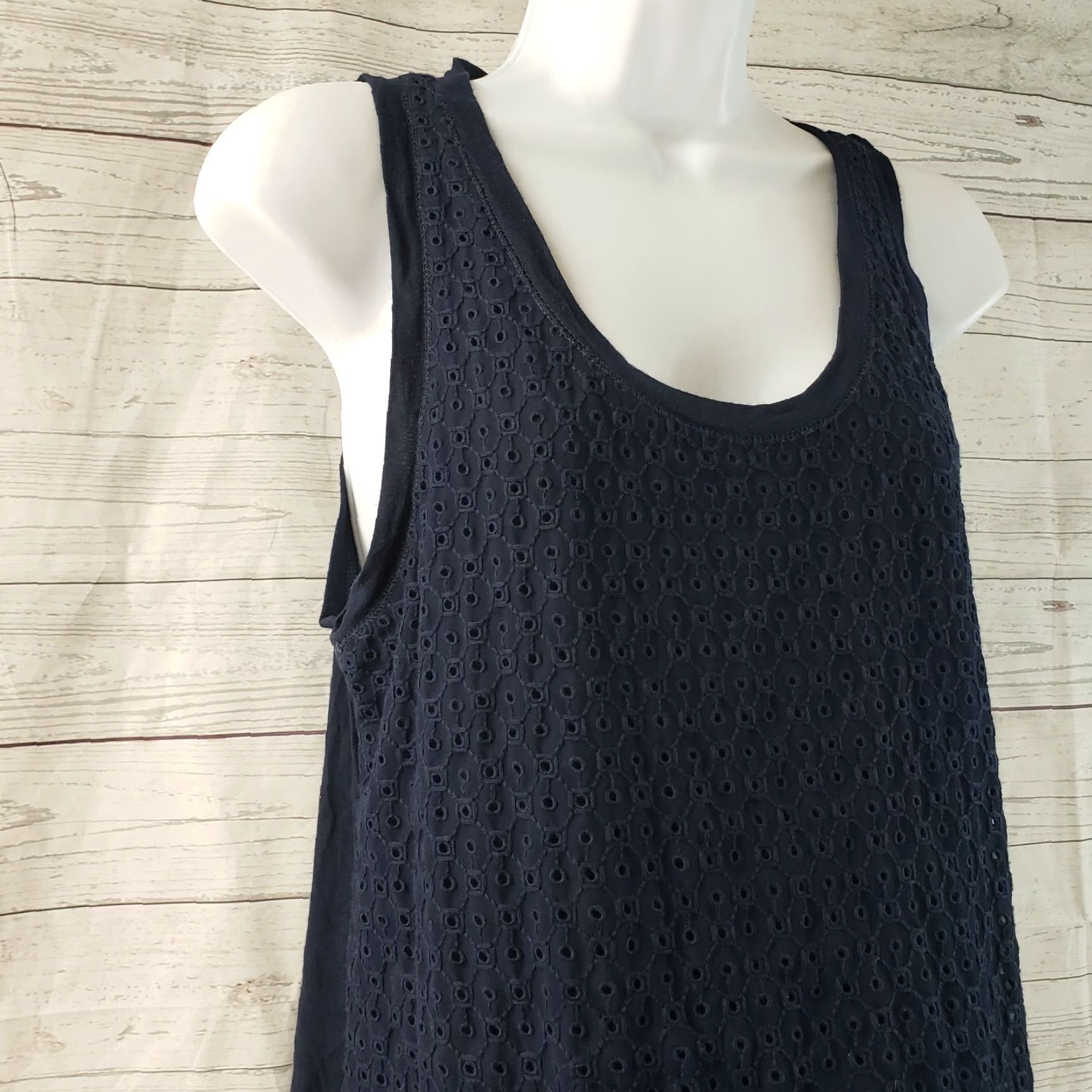 J.Crew J.CREW Womens Tank Top Size S Blue Embroidered Scoop Neck Modal Blend Shirt Women Tank Size S / US 4 / IT 40 - 2 Thumbnail