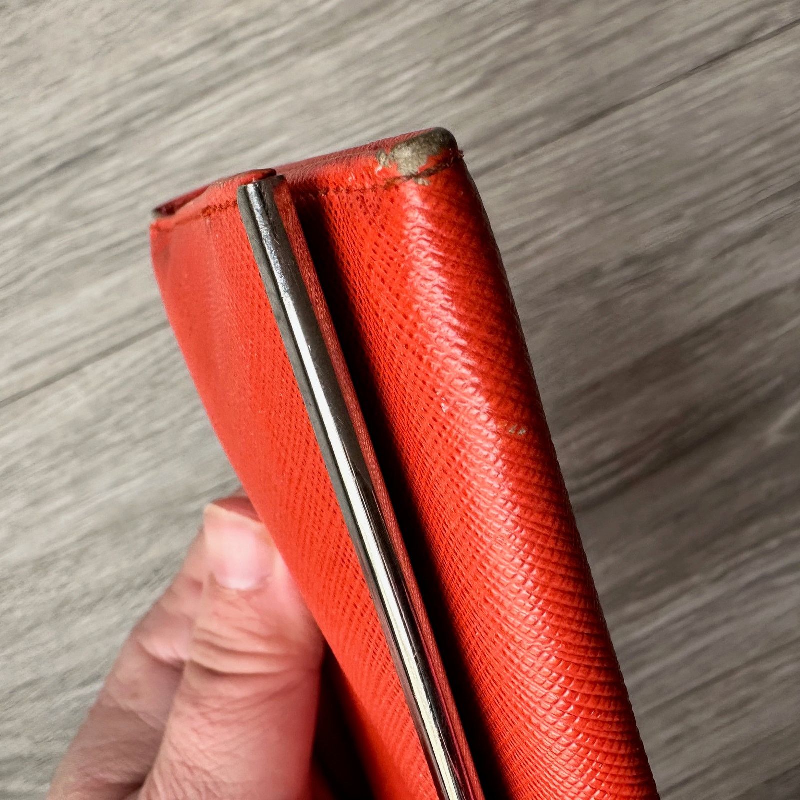 Salvatore Ferragamo Salvatore Ferragamo Pamplona Pebble Red Leather Long Wallet Size ONE SIZE - 15 Thumbnail
