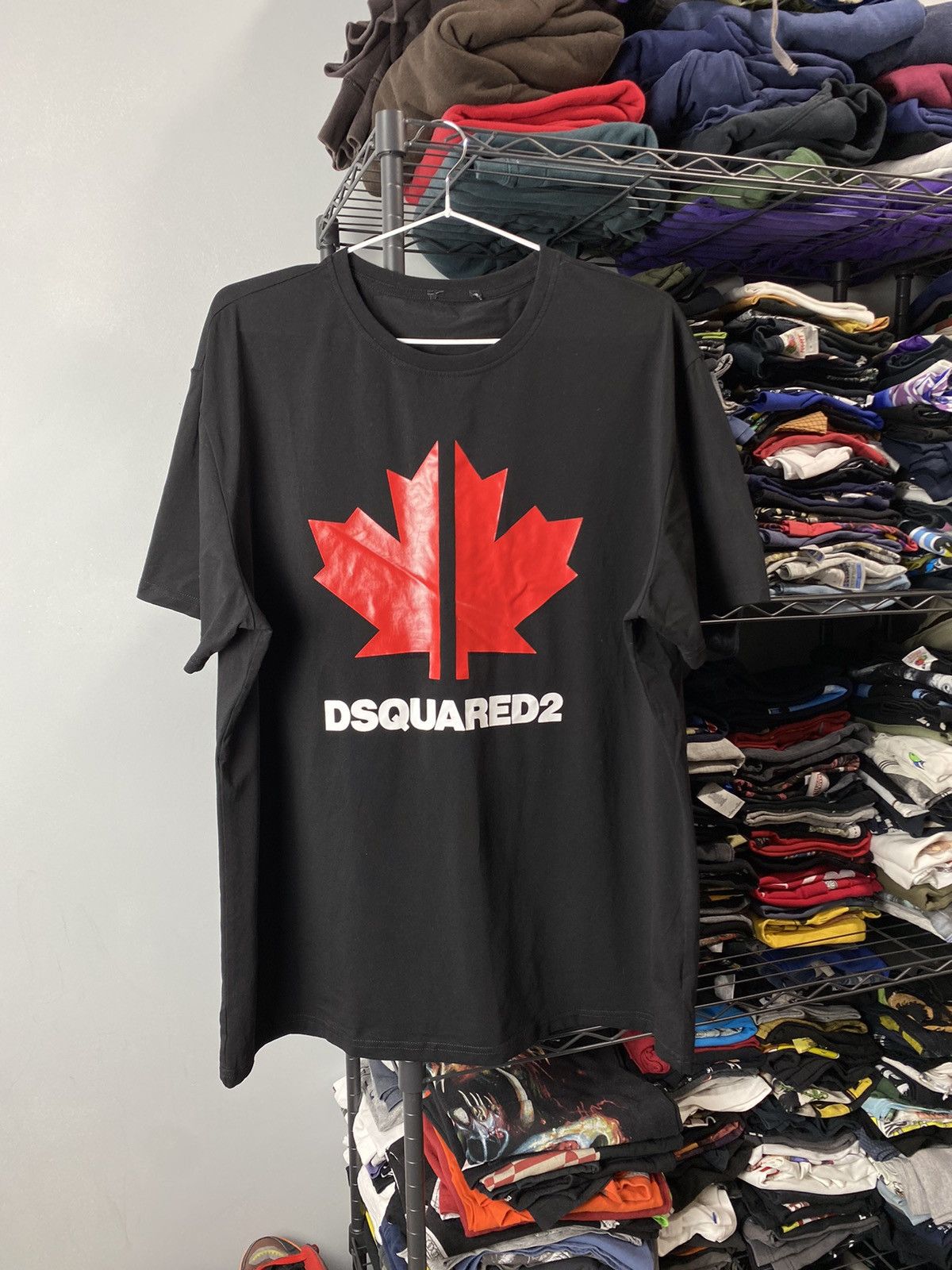 Dsquared2 Dsquared2 Big Print T Shirt XL Size Size US XL / EU 56 / 4 - 1 Thumbnail
