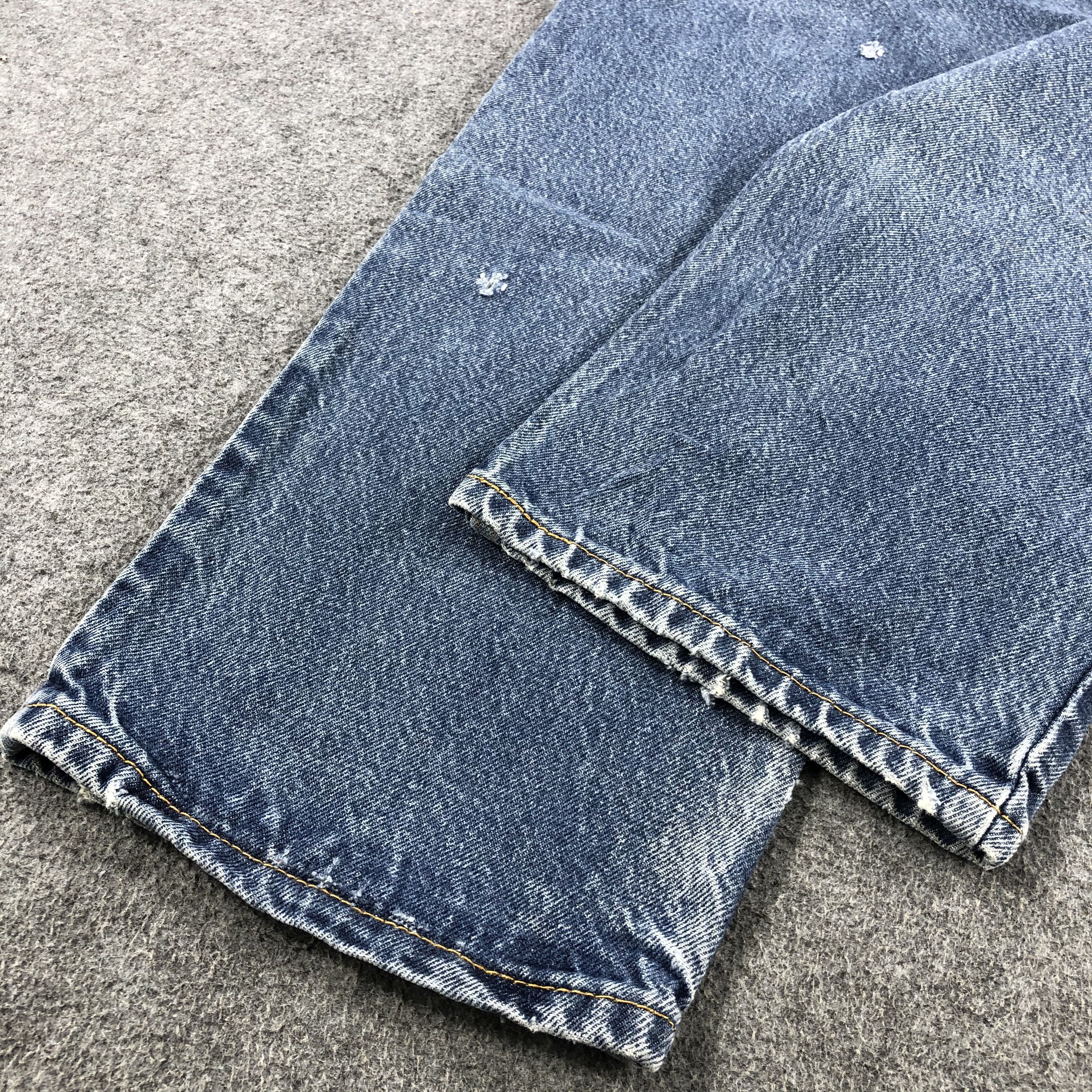 Levi's Vintage Blue Wash Levis 550 Jeans-J2061 Size US 37 - 6 Thumbnail