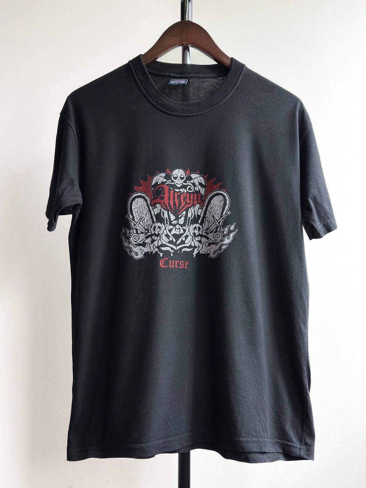 Band Tees Vintage 2000s Atreyu Thick as Thieves Tour Band Tee Size US M / EU 48-50 / 2 - 1 Thumbnail