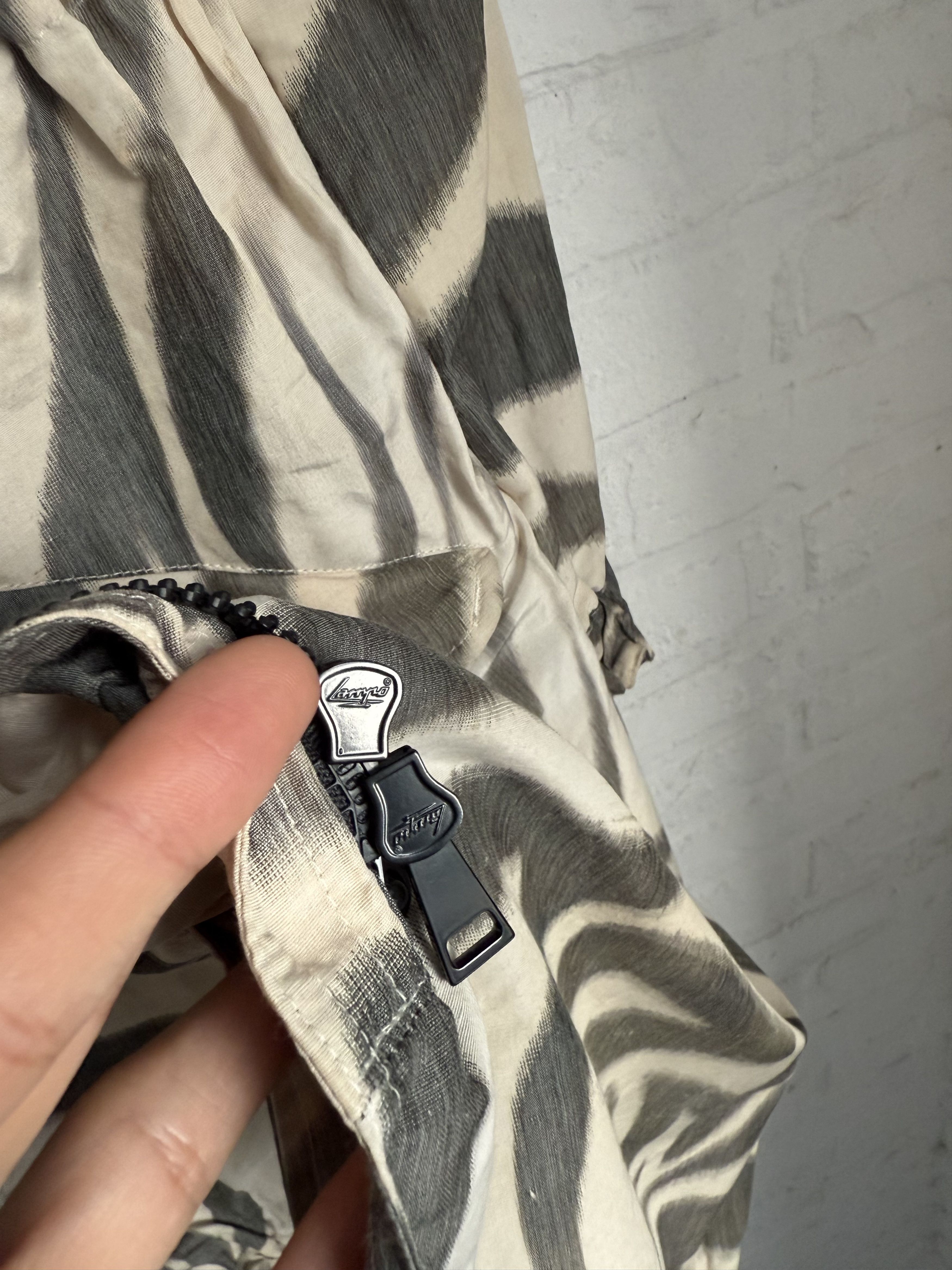 Moncler Moncler Achird Zebra Print linen blend Parka Coat Size ONE SIZE - 12 Thumbnail