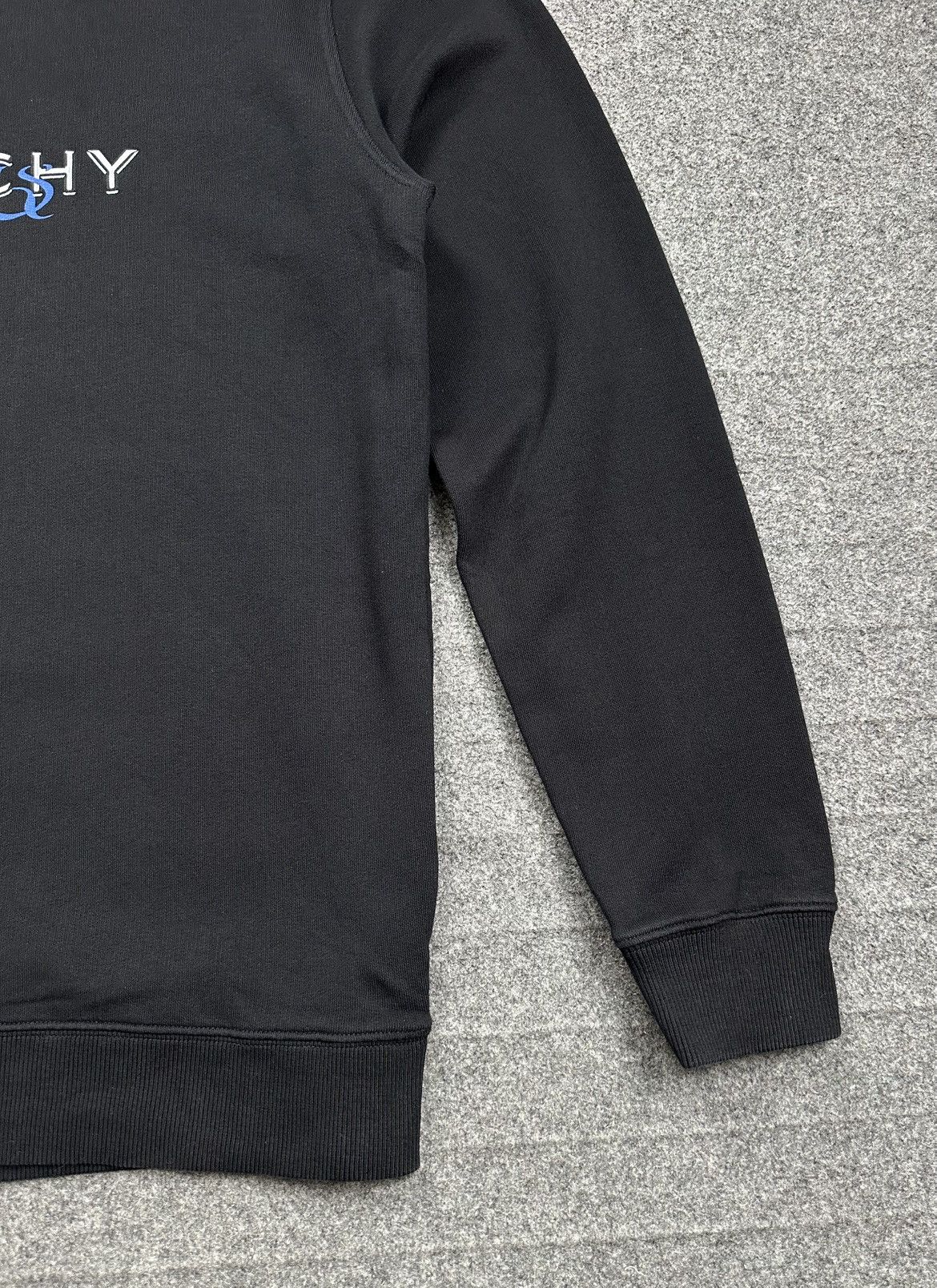 Givenchy Givenchy - Matthew Williams 2020 Amore Logo Crew Sweatshirt Size US XL / EU 56 / 4 - 6 Thumbnail