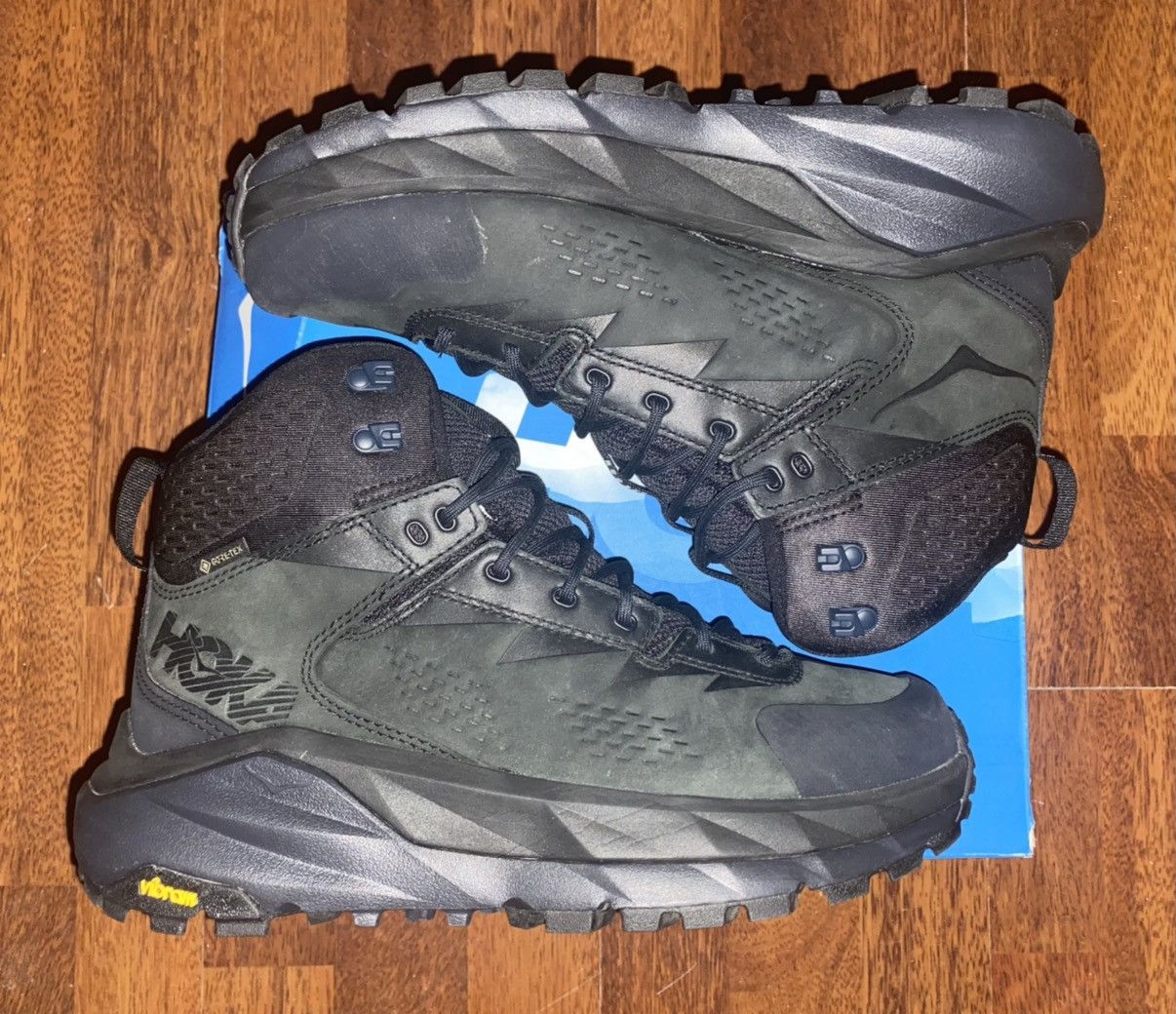 Hoka Kaha gtx Size US 7.5 / EU 40-41 - 1 Thumbnail