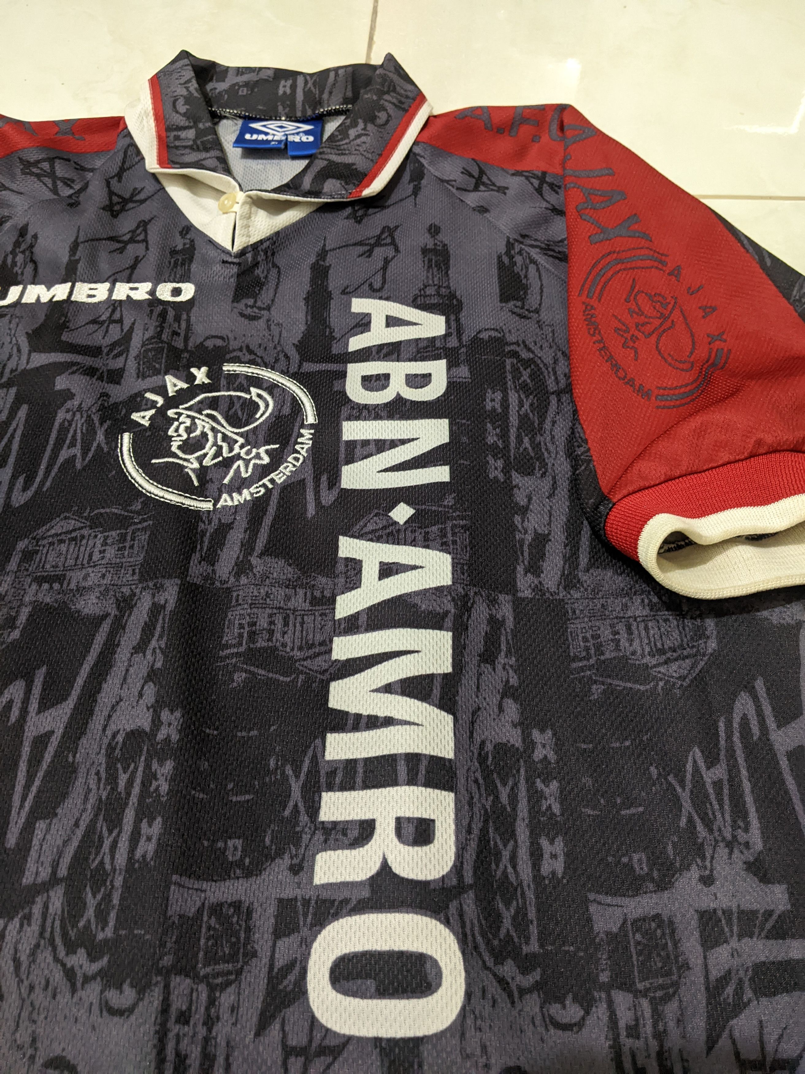 Umbro Jersey Ajax Amsterdam away 96-97 Overmars football shirt Size US XL / EU 56 / 4 - 4 Thumbnail