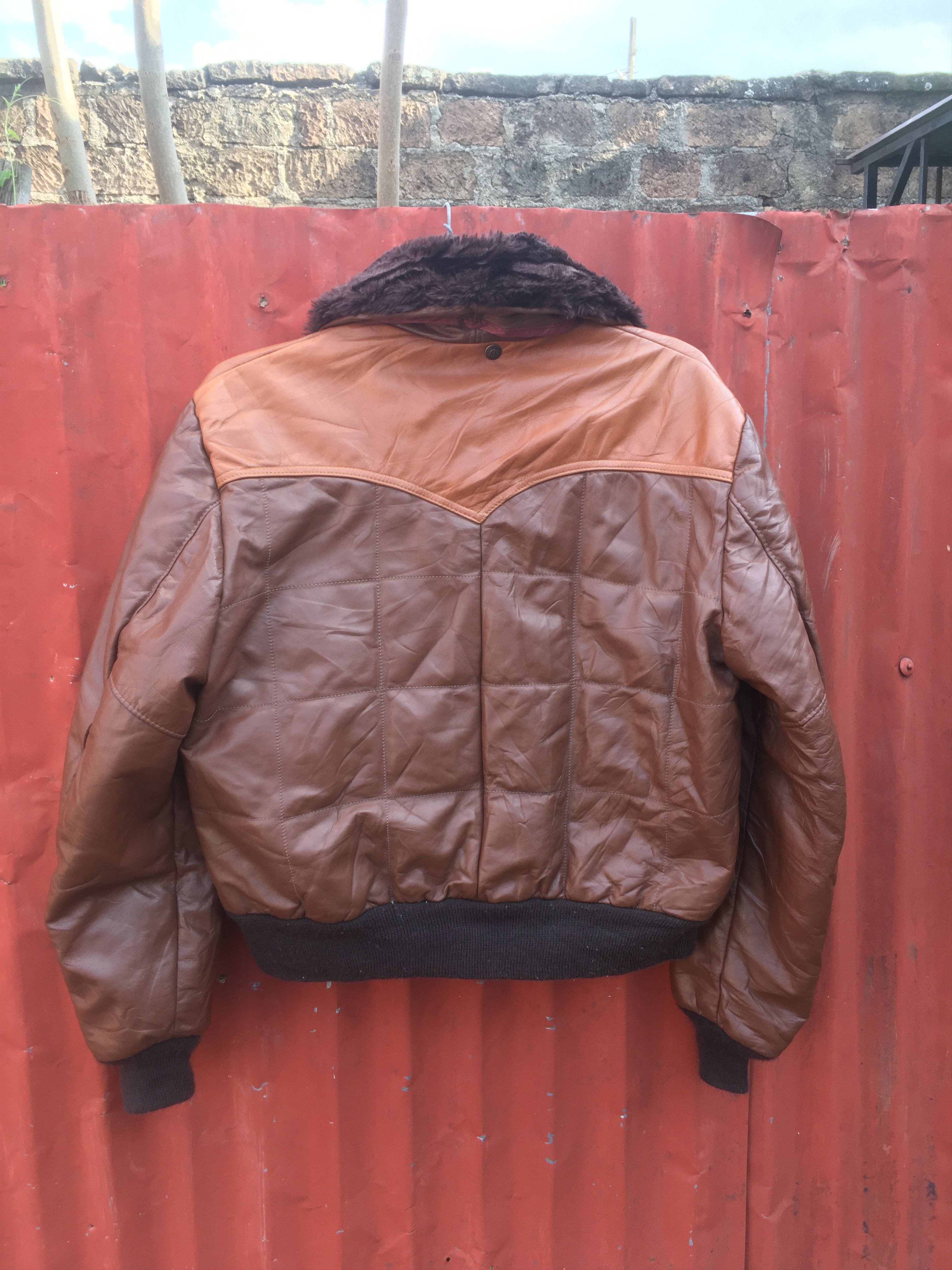Schott VTG Rare Schott NYC BROWN Bomber leather jacket sz USA 44 Size US L / EU 52-54 / 3 - 19 Thumbnail