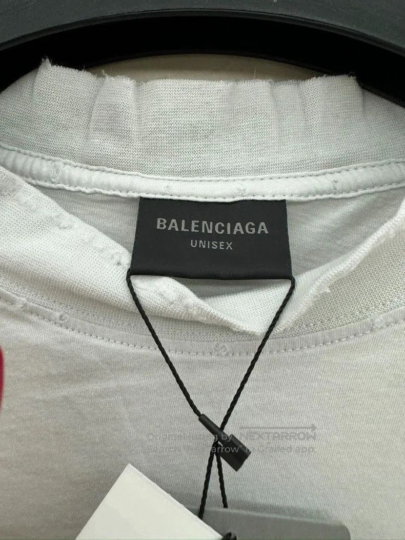 Balenciaga Balenciaga Logo Embroidered Hole Tee. Size US S / EU 44-46 / 1 - 3 Thumbnail