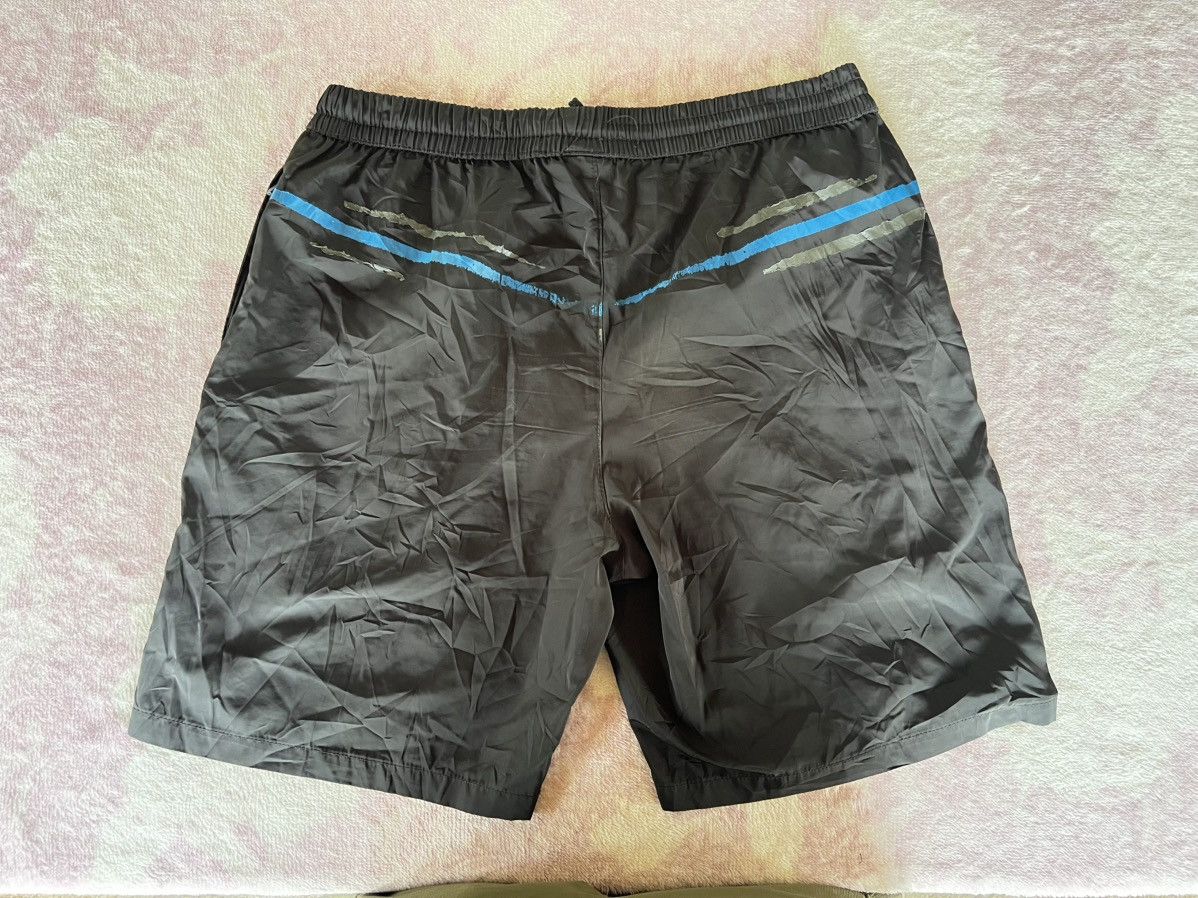 Umbro Umbro shorts Size US 33 - 2 Thumbnail
