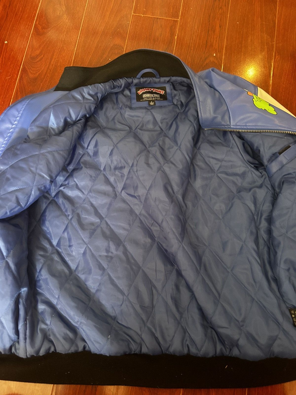 Members Only White and Blue Members Only bugs bunny racing jacket Size US L / EU 52-54 / 3 - 8 Thumbnail