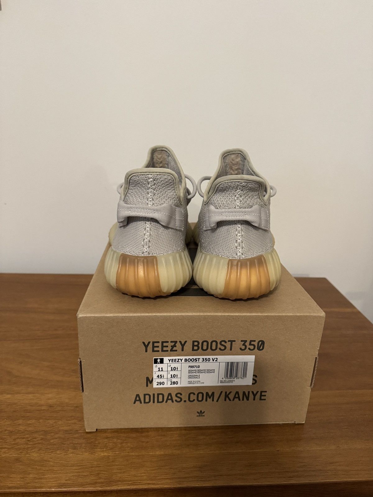 Adidas YEEZY BOOST 350 V2 Size US 11 / EU 44 - 3 Thumbnail