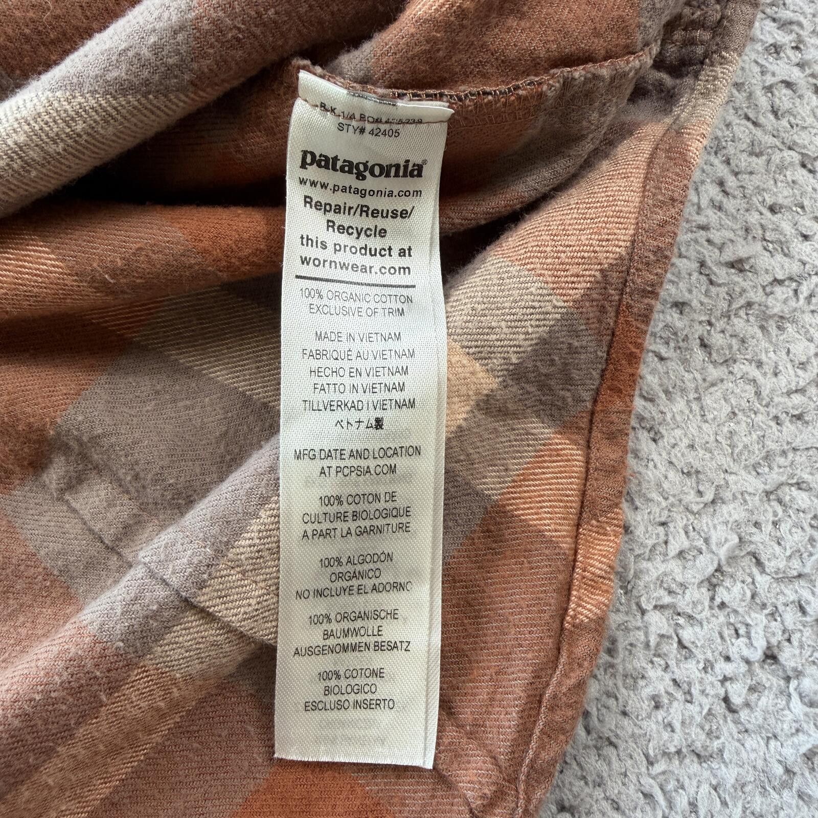 Patagonia Patagonia Plaid Flannel Shirt Brown Tan Womens S Button Up Size S / US 4 / IT 40 - 5 Thumbnail