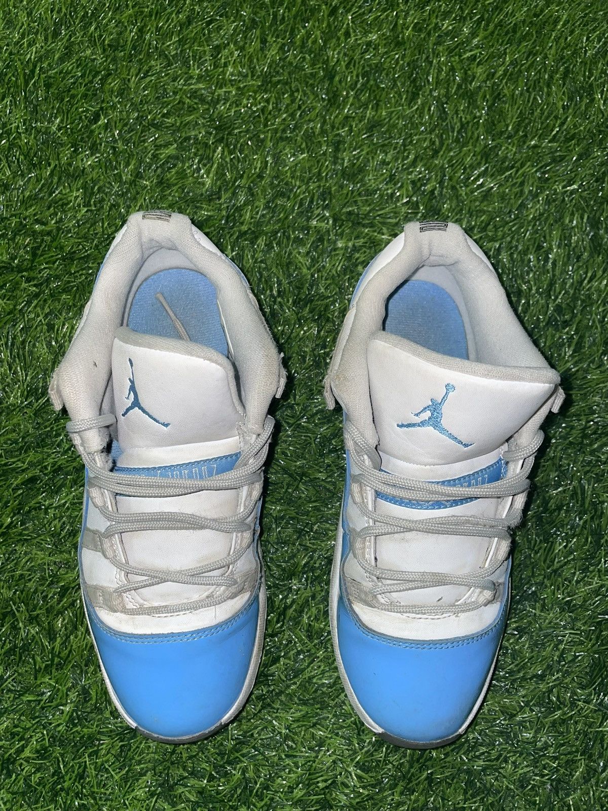 Jordan Brand Air Jordan 11 Retro University Blue Size US 3Y Size US 5 / EU 37 - 3 Thumbnail