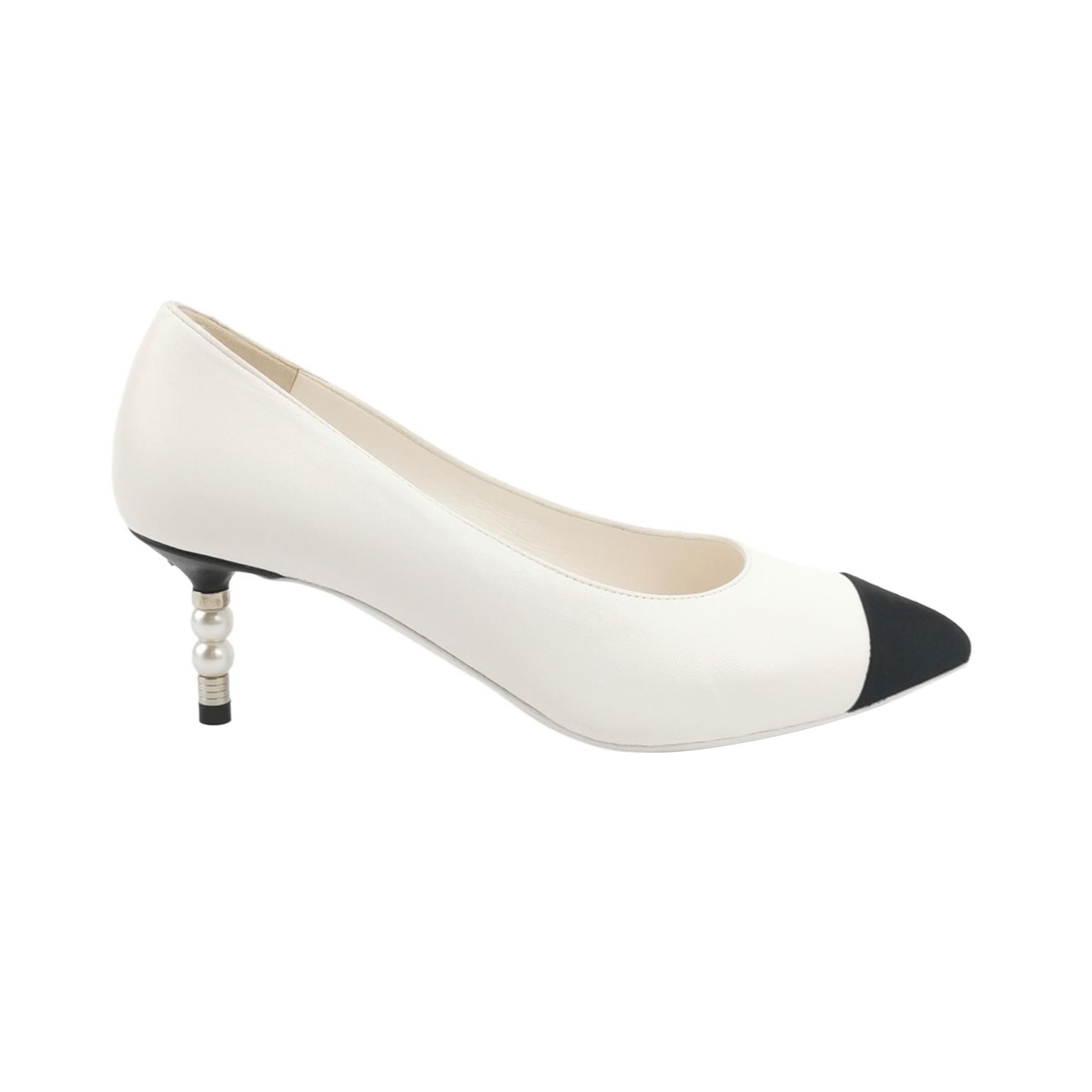 Chanel Chanel Women 5-5 Heels Size US 5.5 / IT 35.5 - 1 Thumbnail