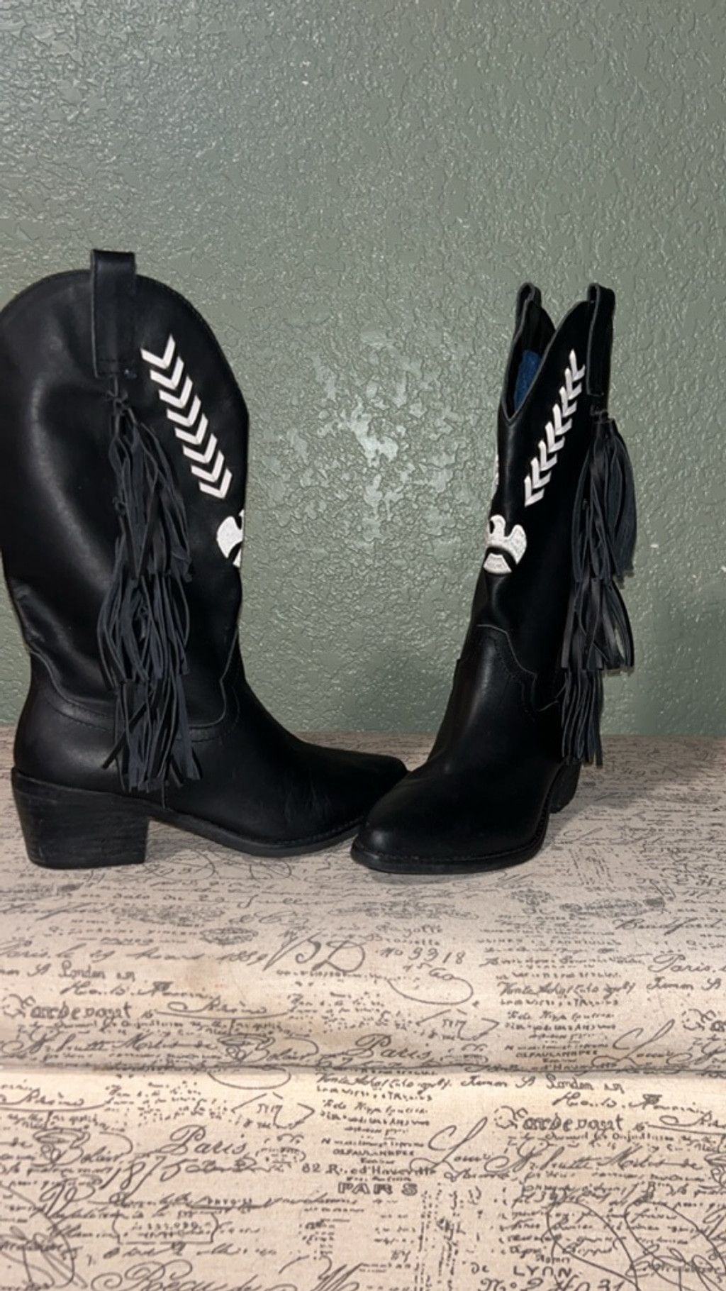 Dingyun Zhang Women's Dingo Black & White Fringe Cowboy Boots Size 7 Size US 7 / IT 37 - 3 Thumbnail