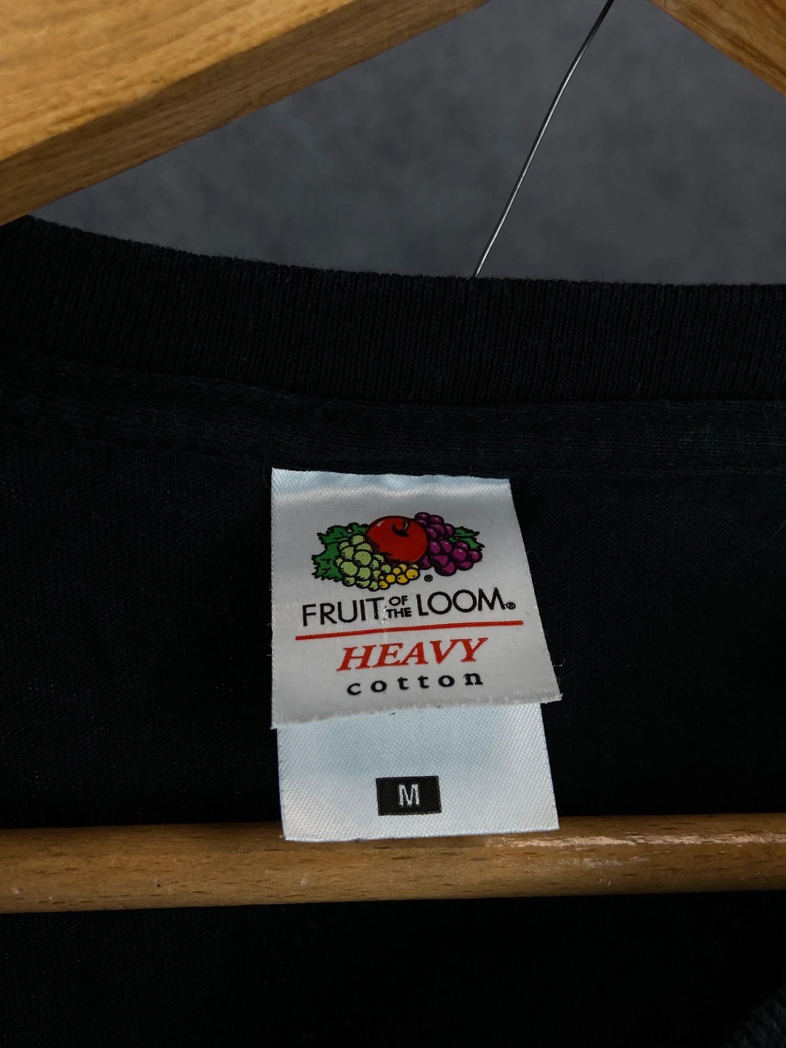Fruit Of The Loom Fruit of the Loom Black Tee / Minimal Blank (M) Size US M / EU 48-50 / 2 - 3 Thumbnail