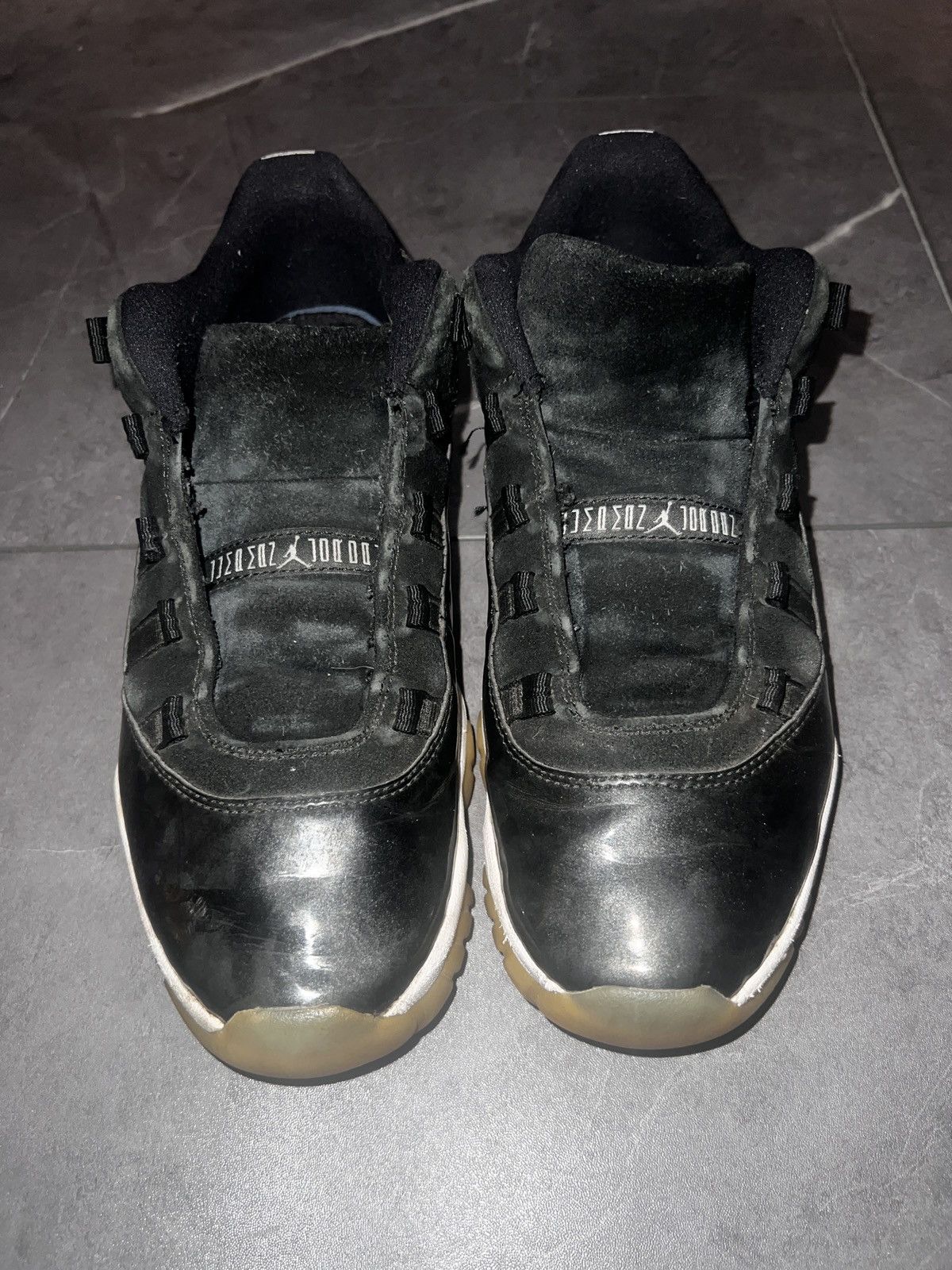 Jordan Brand Jordan 11 Retro Low Barons Size US 9.5 / EU 42-43 - 3 Thumbnail