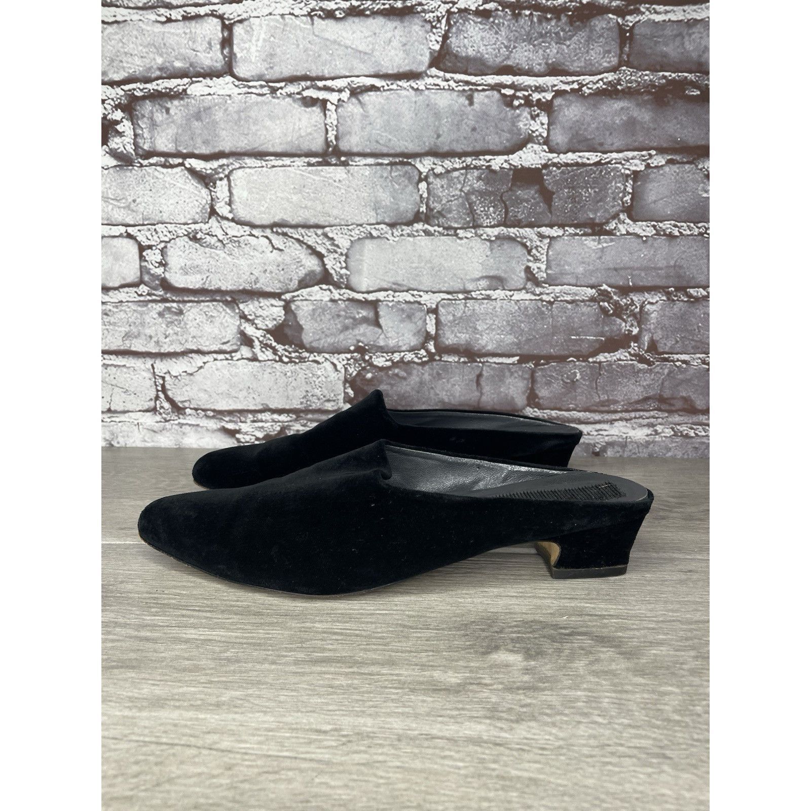 Umbro Umberto Mari Black Suede Leather Slip On Heel Mules Shoes Wo Size US 10 / IT 40 - 1 Thumbnail