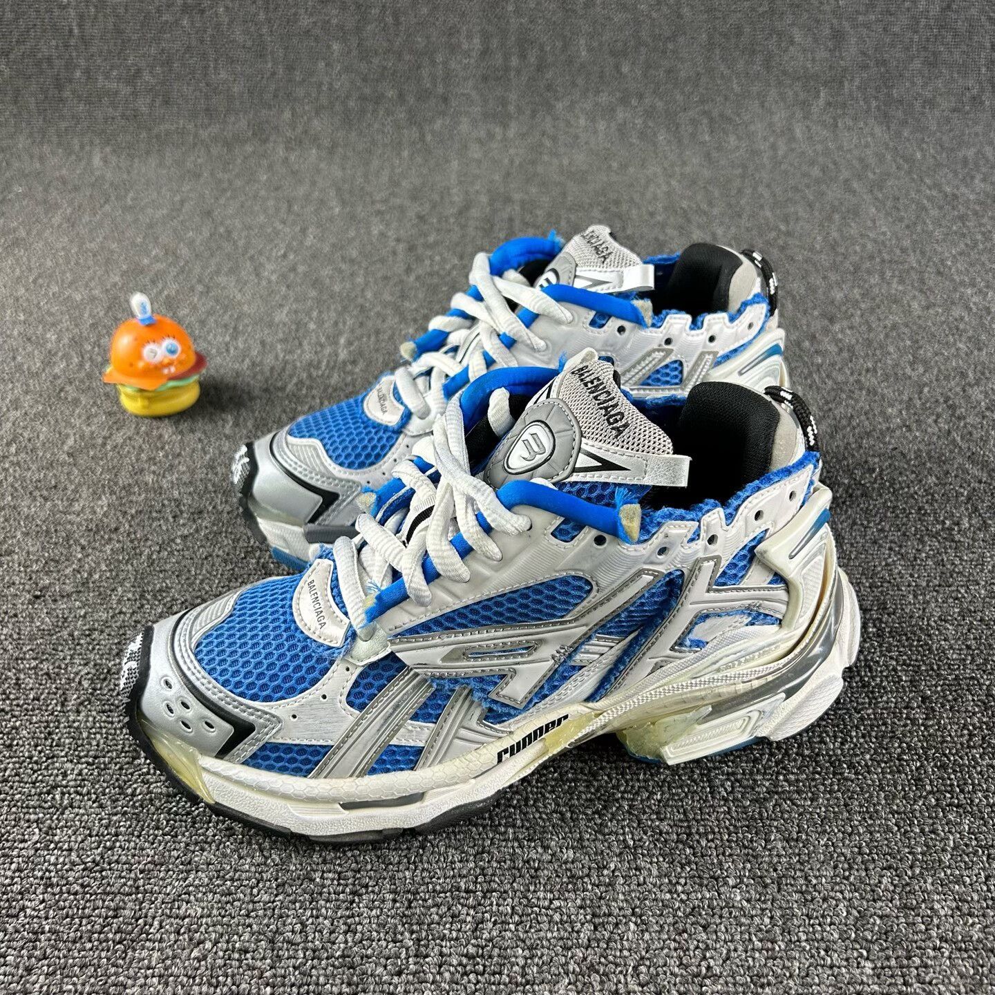 Balenciaga balenciaga runner sports shoes in blue and white Size US 5.5 / EU 38 - 1 Thumbnail