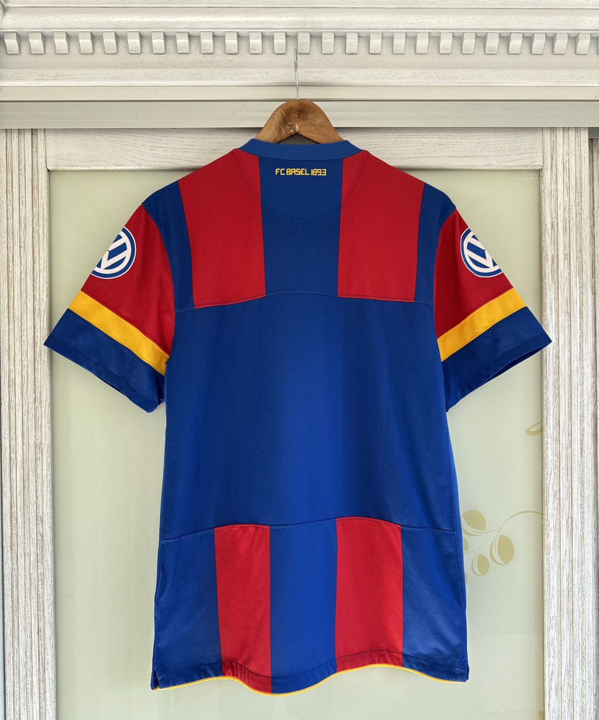 Nike Basel 2010-2011 Home Soccer Jersey Football Kit Shirt Size US M / EU 48-50 / 2 - 2 Thumbnail