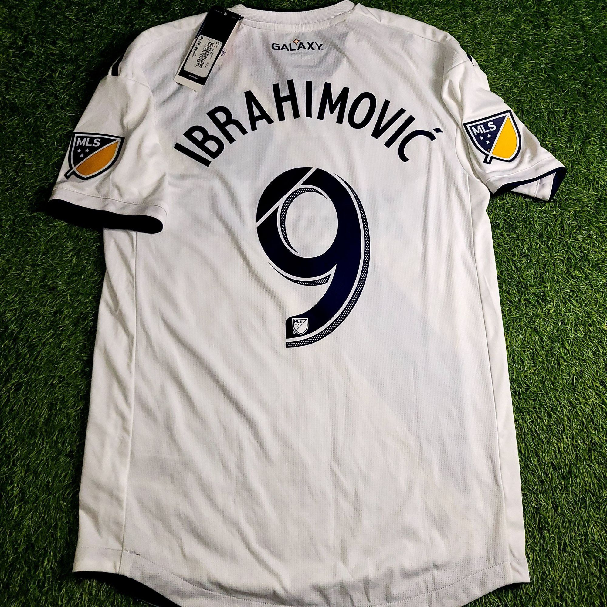 Adidas Ibrahimovic LA Galaxy 2018 2019 Soccer Jersey BNWT M Size US M / EU 48-50 / 2 - 1 Thumbnail